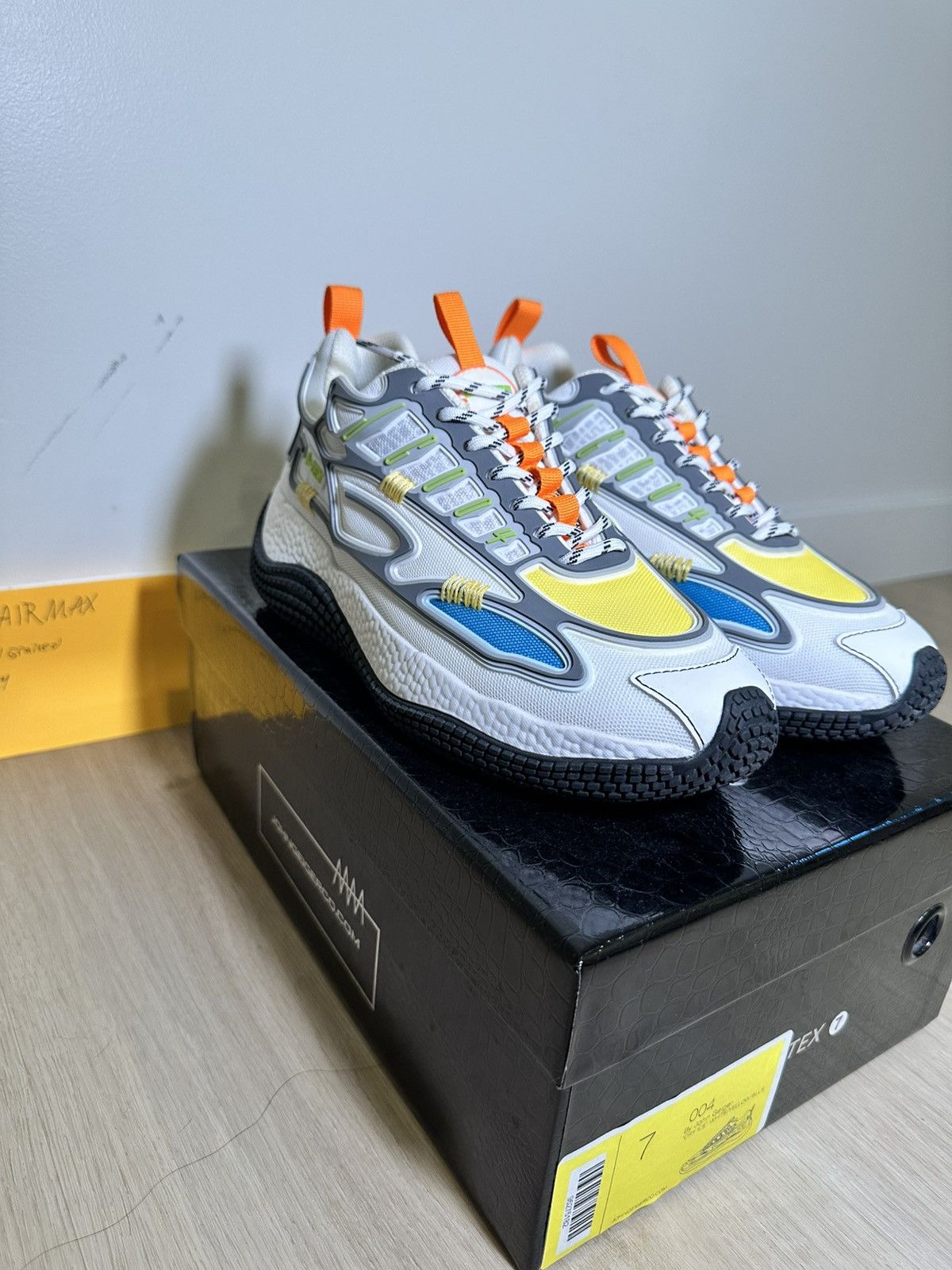 John Geiger John Geiger 004 “Dry Ice” Size US 7 / EU 40 - 9 Thumbnail