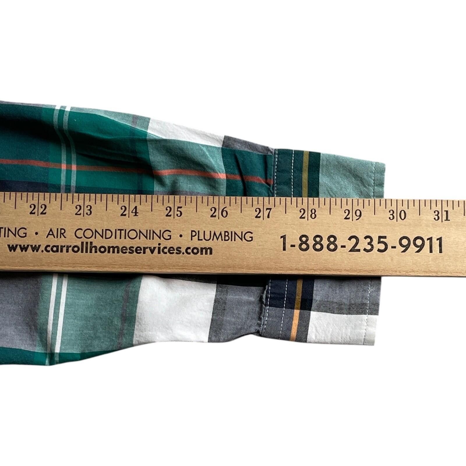 American Eagle Outfitters American Eagle Green Plaid Button Down Shirt Men’s Medium Size US M / EU 48-50 / 2 - 5 Thumbnail