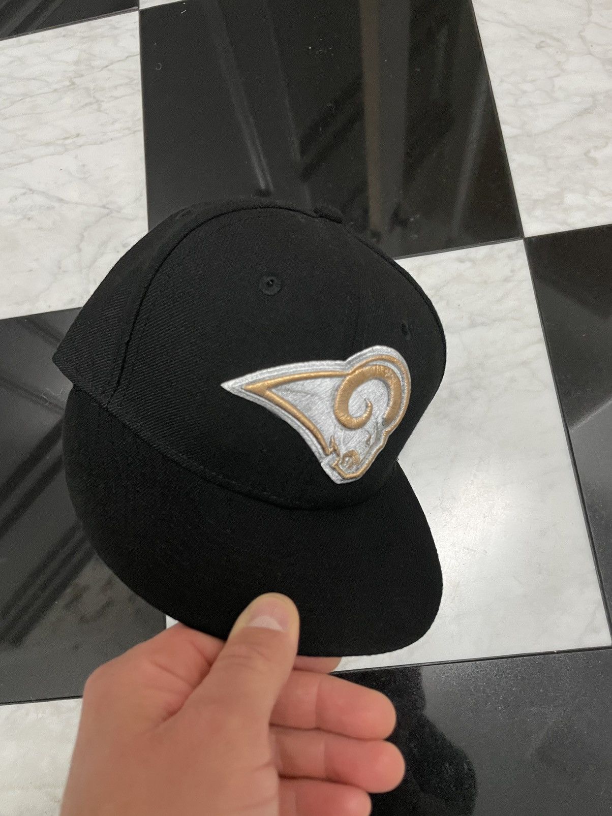 🔥 Exclusive Customized Rams fitted hat vintage logo