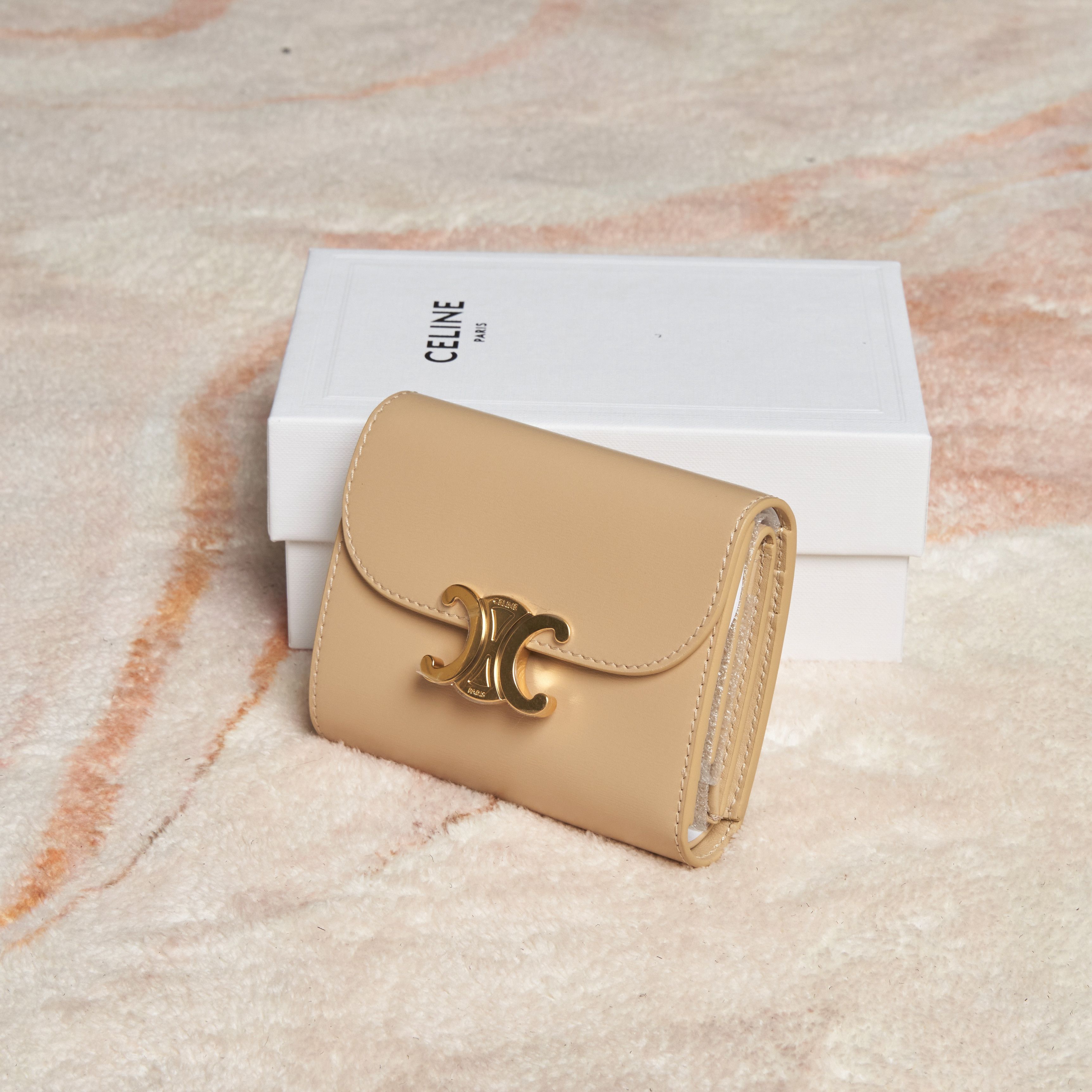 Celine CELINE Small Wallet Triomphe In Shiny Calfskin BEIGE Size ONE SIZE - 3 Thumbnail