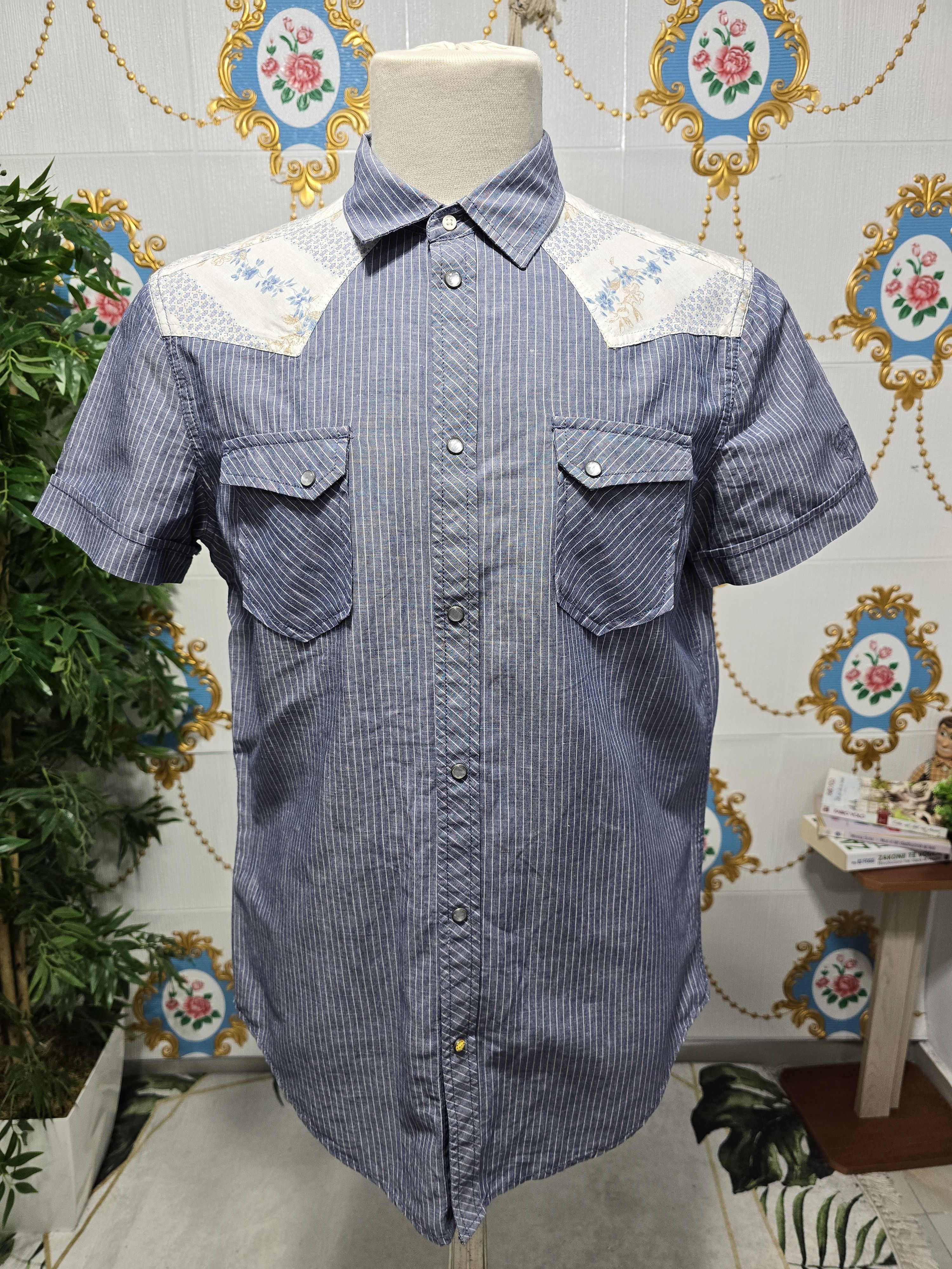 Diesel DIESEL button up shirt VINTAGE size Large Size US L / EU 52-54 / 3 - 1 Thumbnail
