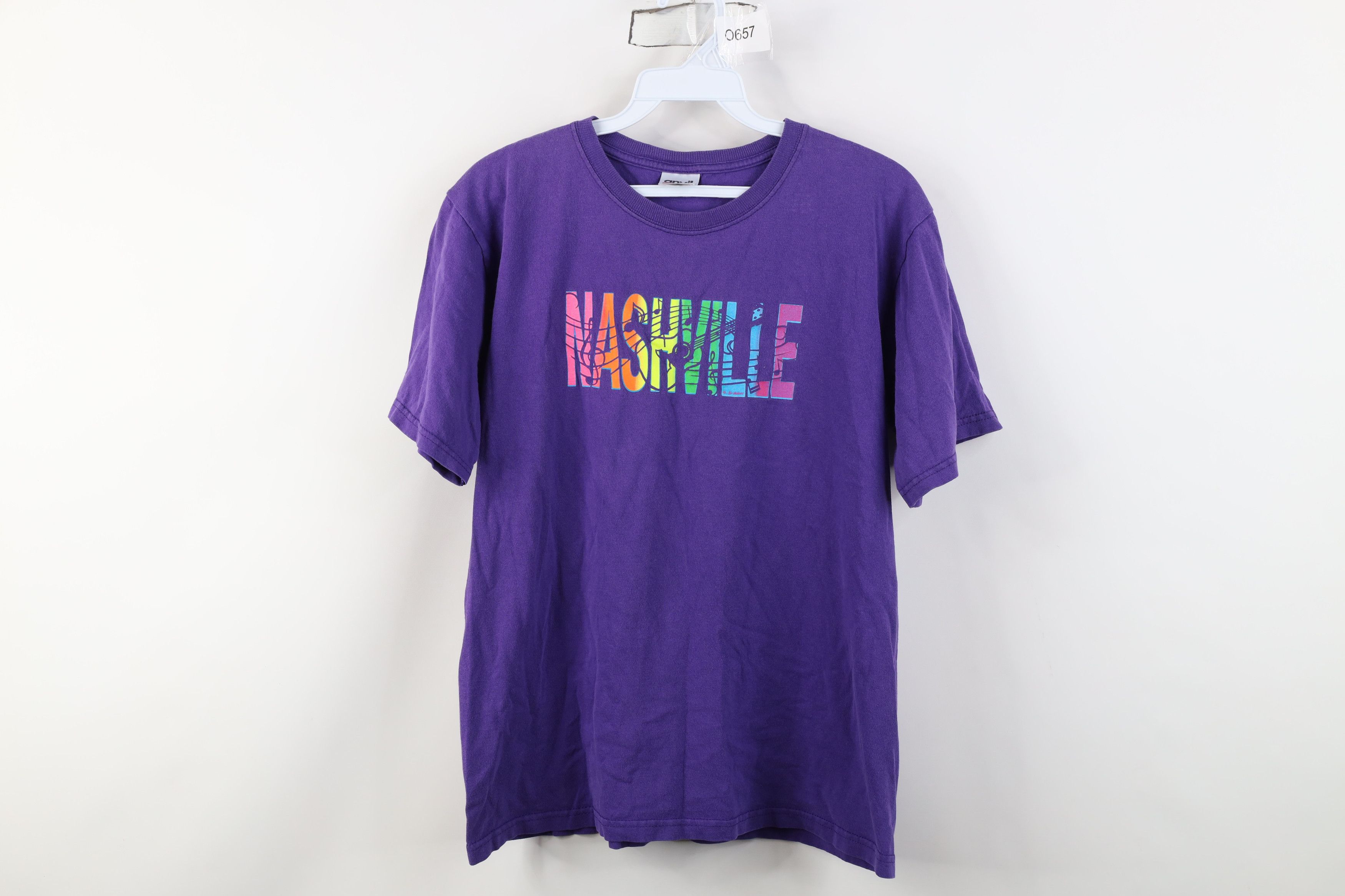 Vintage Vintage 90s Streetwear Nashville Country Rainbow T-Shirt Size S / US 4 / IT 40 - 1 Thumbnail