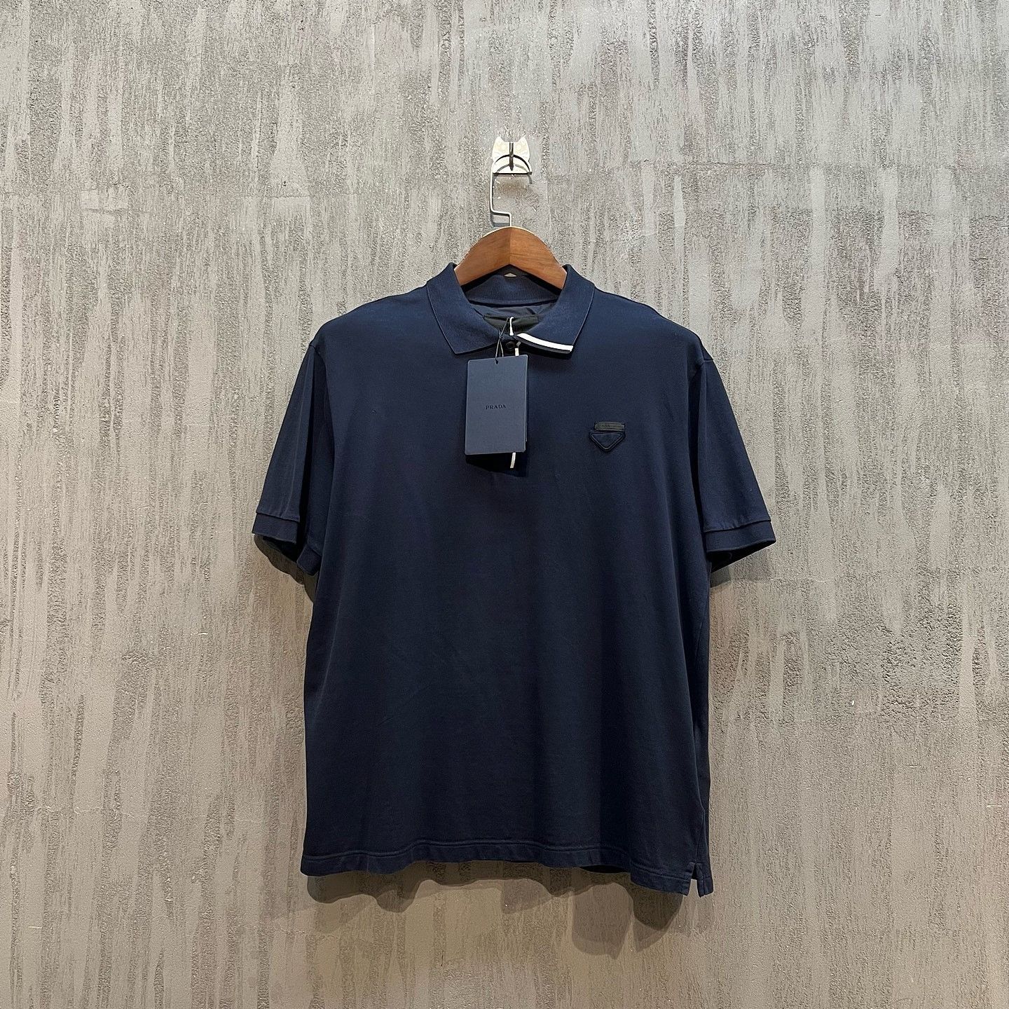 Prada Prada Logo Polo Shirt Navy Size XL Size US XL / EU 56 / 4 - 1 Thumbnail