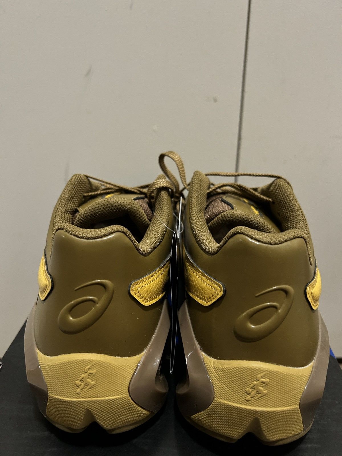 Asics × Kiko Kostadinov Kiko Kostadinov Novalis GEL-TEREMOA MEDALLION ASICS Size US 8.5 / EU 41-42 - 5 Thumbnail
