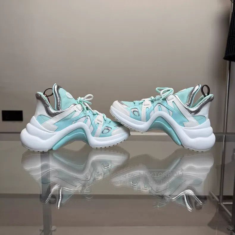 Louis Vuitton Louis Vuitton Archlight 1.0 Mint Green shoes Size US 8 / IT 38 - 4 Thumbnail