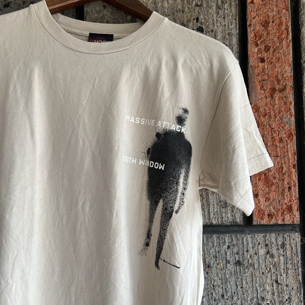 Band Tees VTG 2003 Massive Attack 100th Window Band Tee Shirt Size US M / EU 48-50 / 2 - 1 Thumbnail