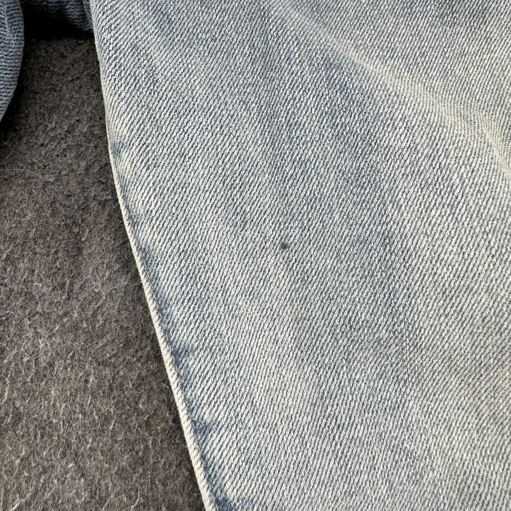 Levi's Levi's 512 Jeans Slim Tapered Light Wash 31x32 Blue Men Regular Denim Cotton Blend Distressed 5-Pocket Jeans Mens Sl… Size US 31 - 5 Thumbnail