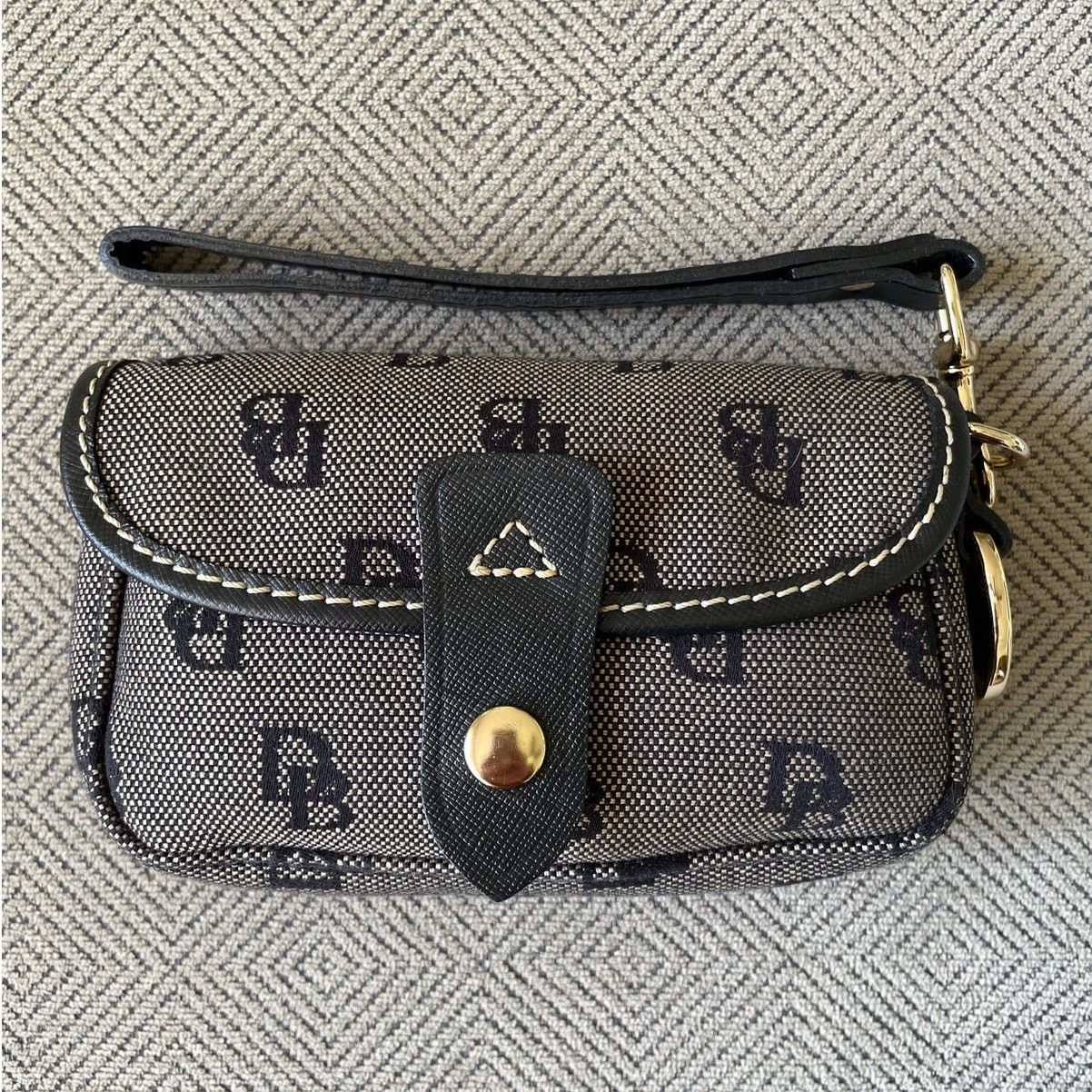 Dooney & Bourke Dooney & Bourke Monogram Signature Flap Wristlet Size ONE SIZE - 3 Thumbnail