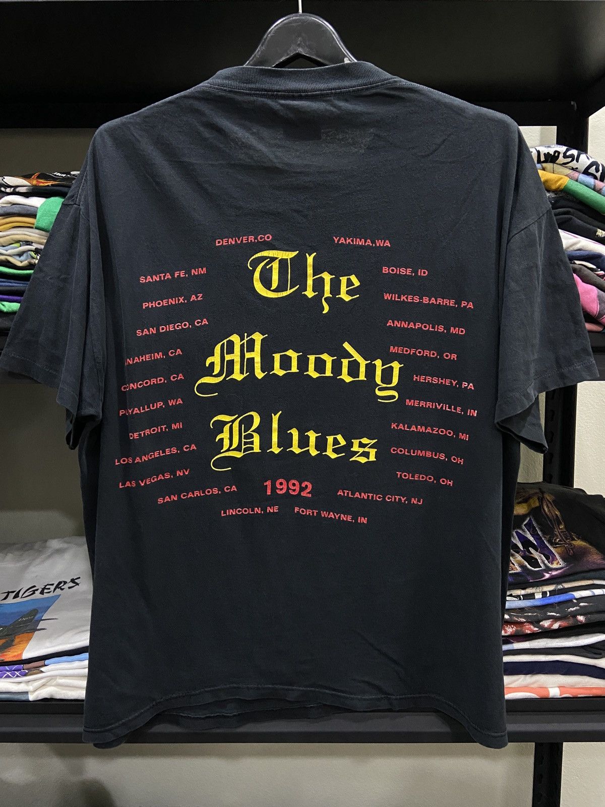 Band Tees × Vintage Vintage 1992s The Moody Blues Band Rock TOUR TShirt Size US XL / EU 56 / 4 - 10 Thumbnail