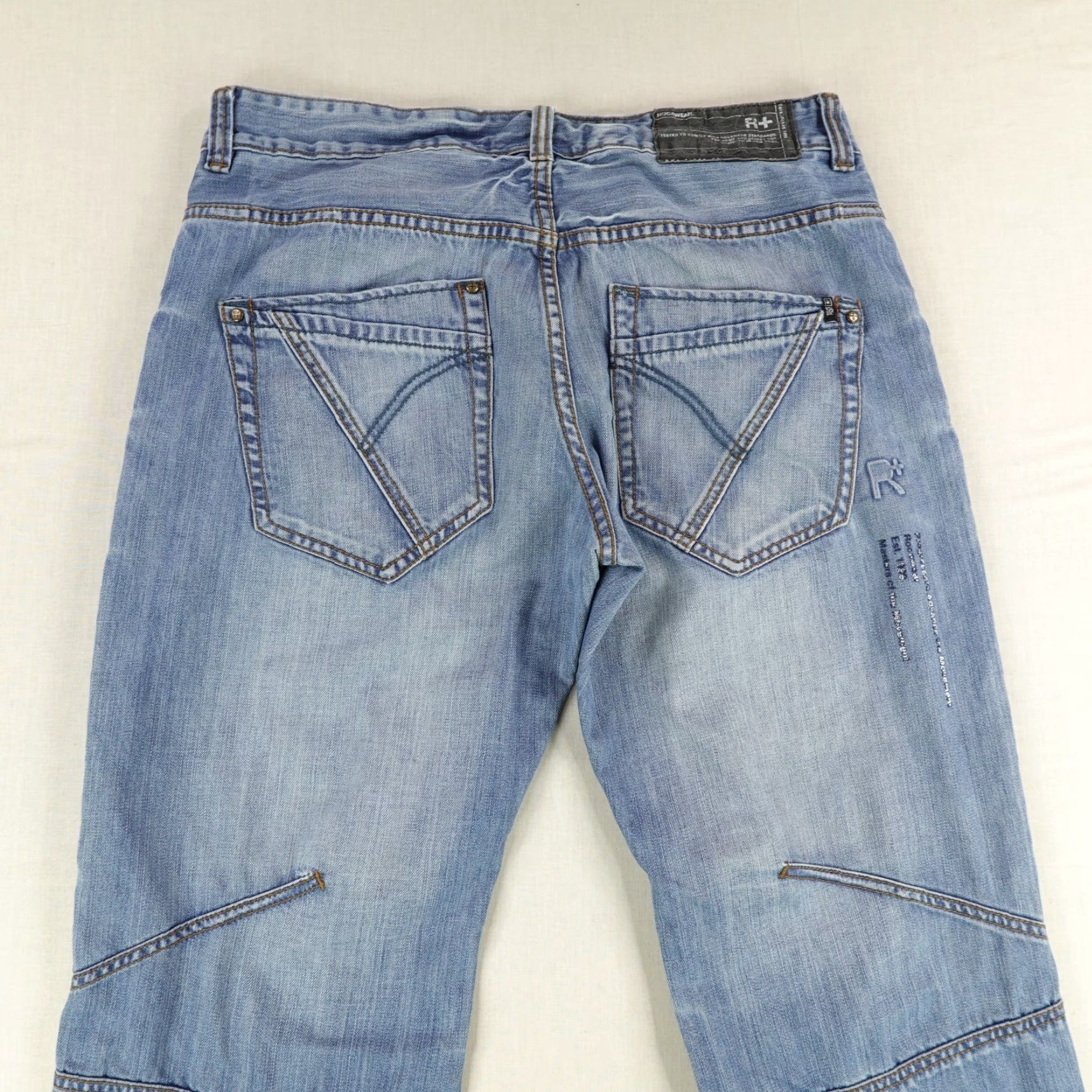 Rocawear VINTAGE Rocawear Jeans Mens 36 Blue Denim Bootcut Baggy Hip Hop Y2K Pants Regular Inseam 33 - Button Fly, Pockets, Logo - Size 36 Mens Blue Size US 36 / EU 52 - 5 Thumbnail