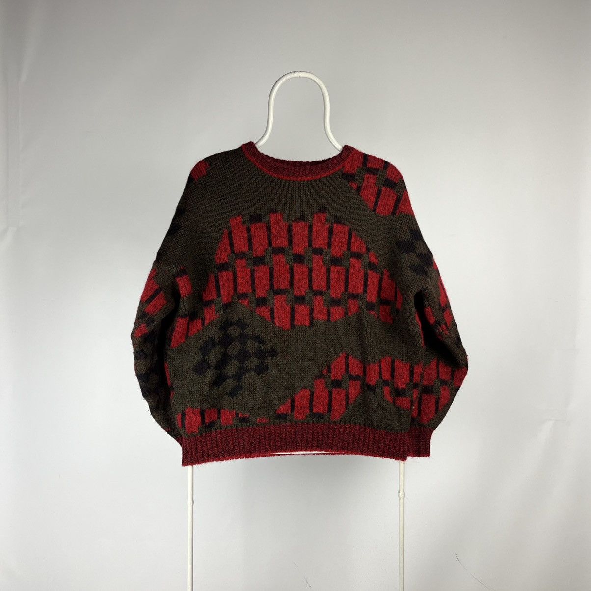 Hugo Boss Hugo boss sweater wool vintage size S/M Size US M / EU 48-50 / 2 - 1 Thumbnail