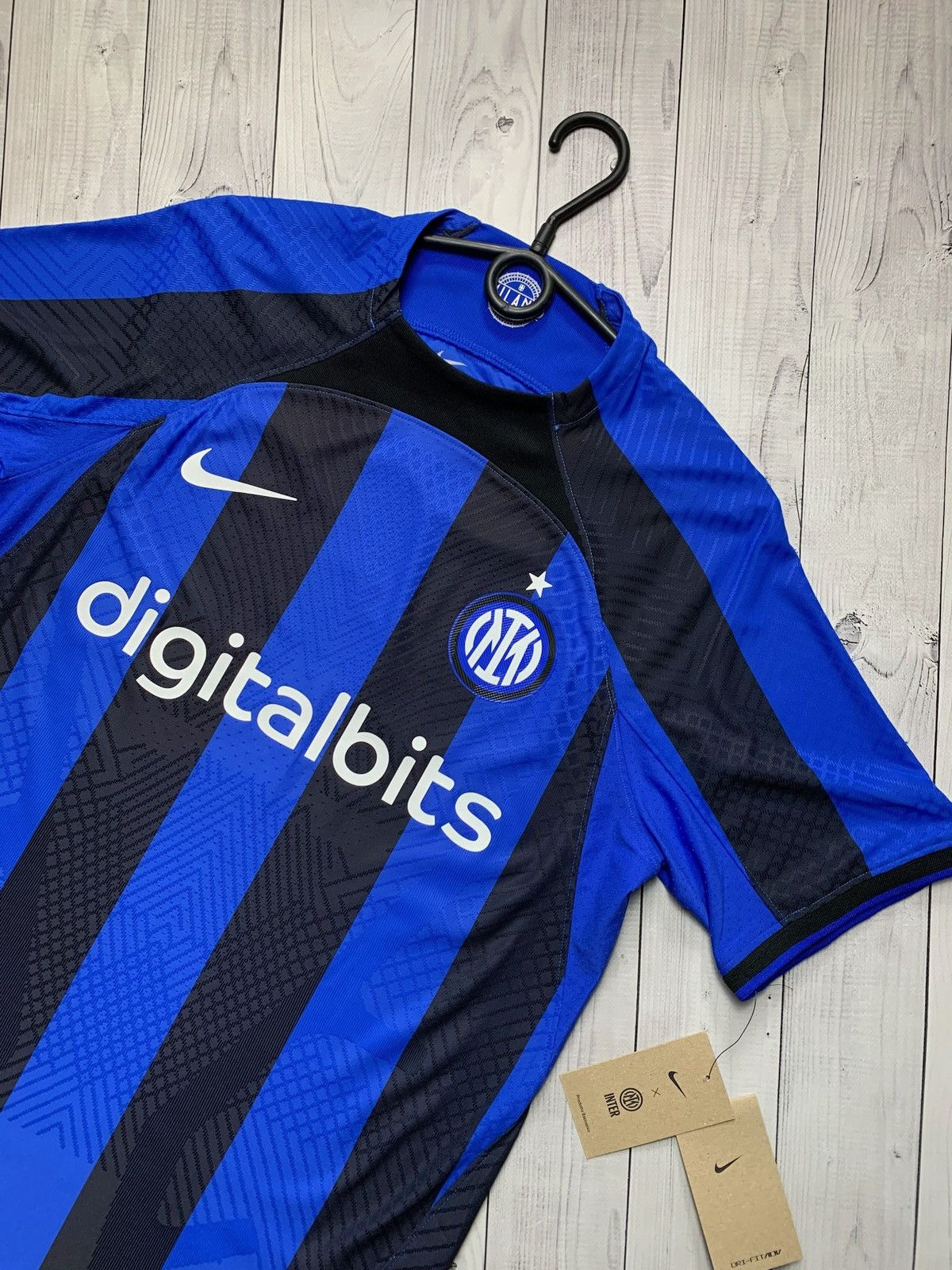 Nike Nike Inter Milan soccer jersey size M new! Size US M / EU 48-50 / 2 - 2 Thumbnail