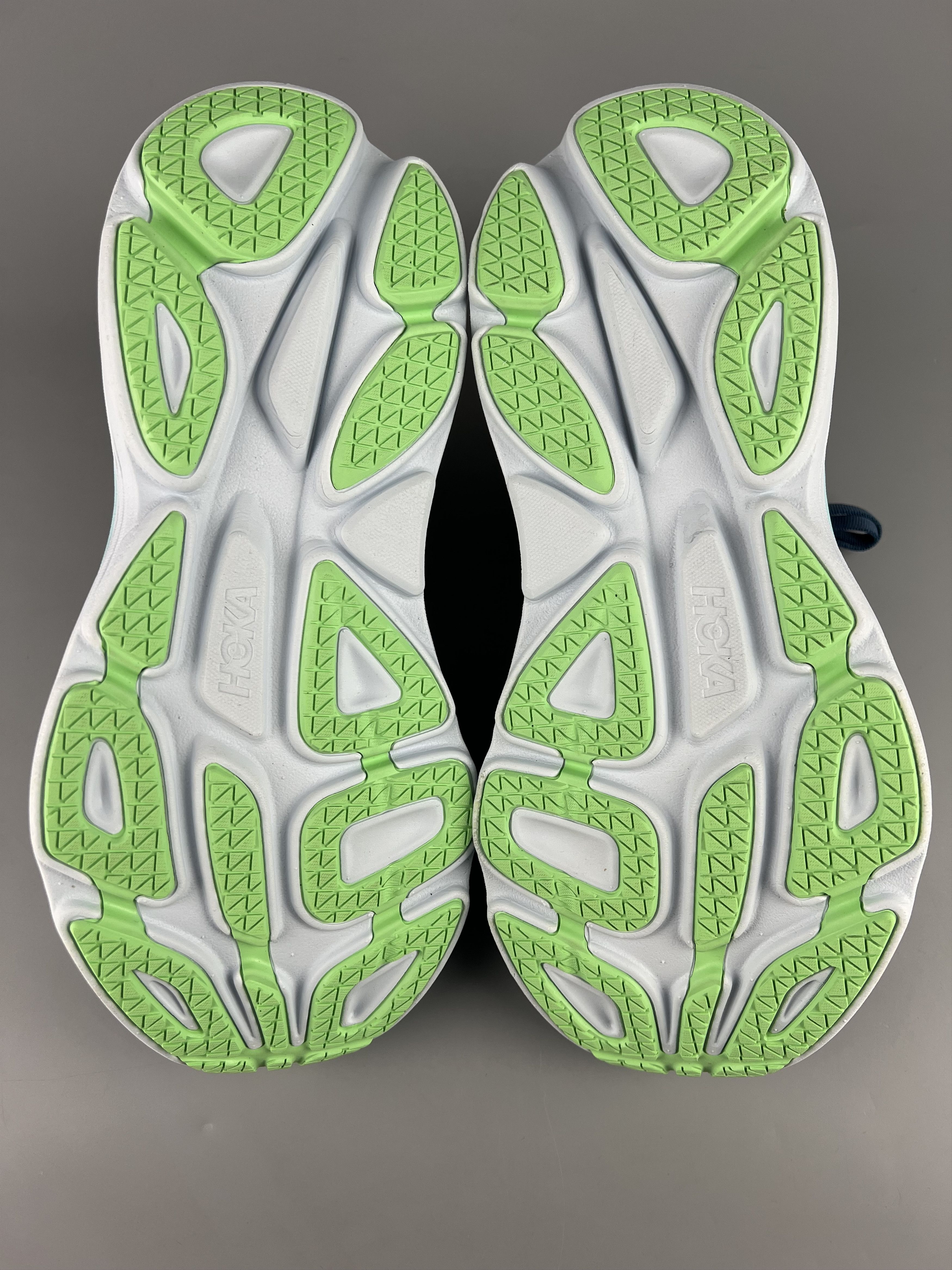 Hoka 10D Hoka One One Bondi 8 Running Shoes Gym Walking Size US 10 / EU 43 - 7 Thumbnail