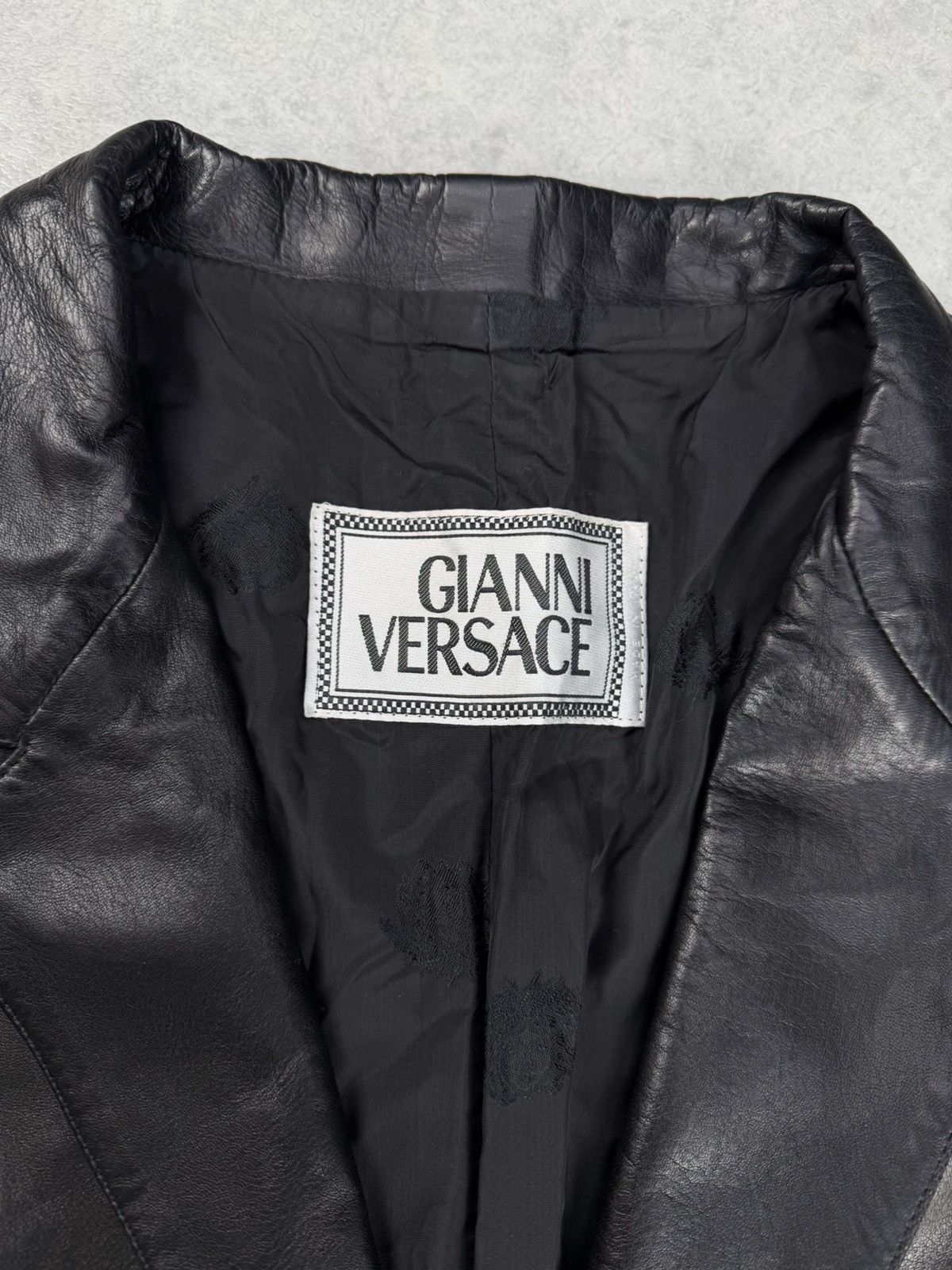 Versace Vintage Gianni Versace Black Leather Blazer Jacket Size 56 Size US XL / EU 56 / 4 - 6 Thumbnail