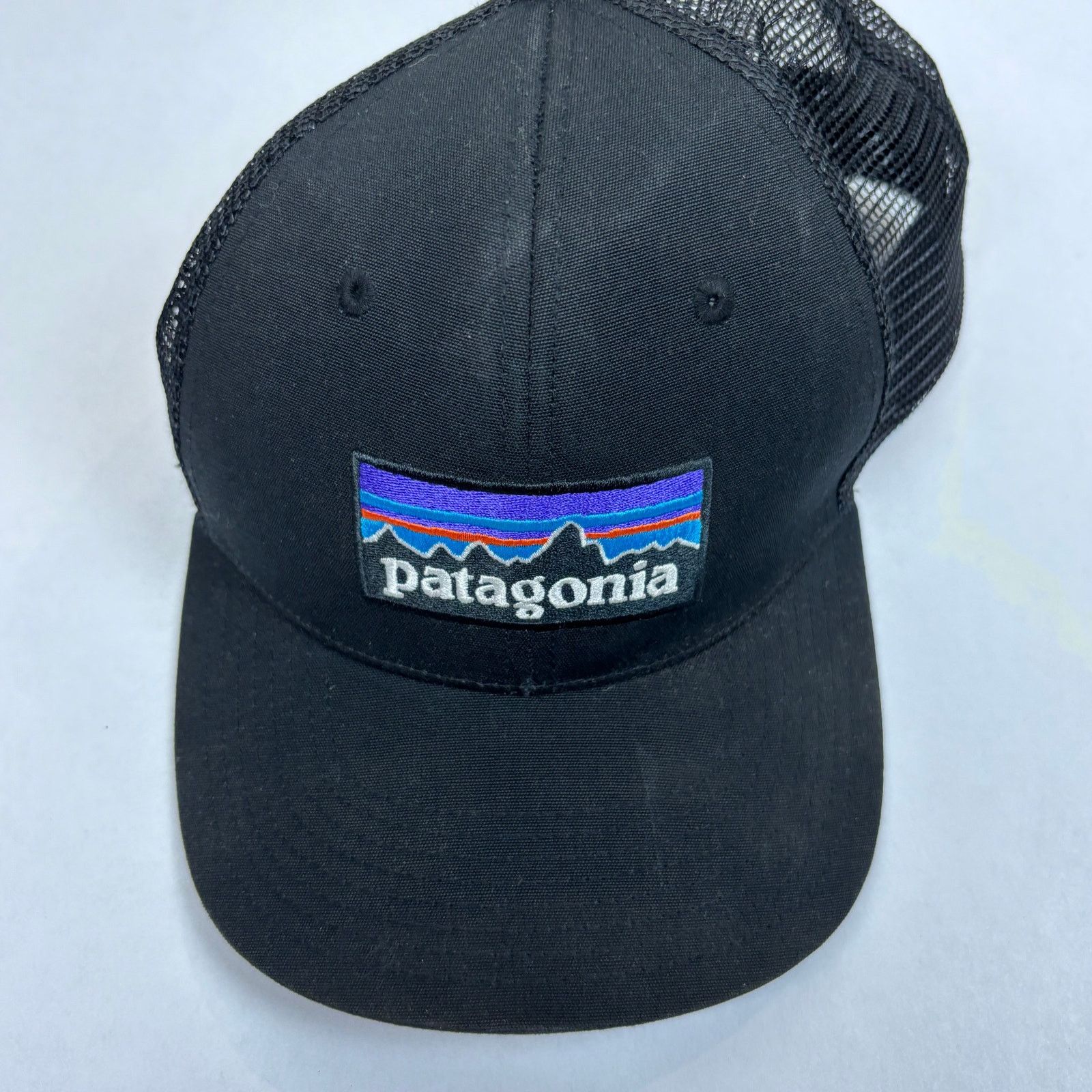 Patagonia Patagonia P-6 Logo Mesh Trucker Hat Snapback Gorpcore Size ONE SIZE - 9 Thumbnail
