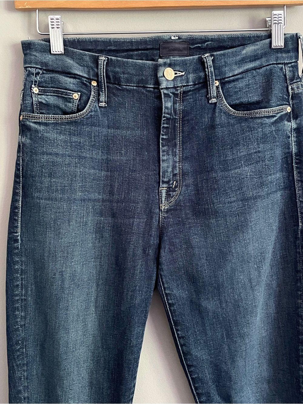 MOTHER MOTHER High Waisted Looker Ankle Fray in On the Edge Jeans Size 28" / US 6 / IT 42 - 3 Thumbnail