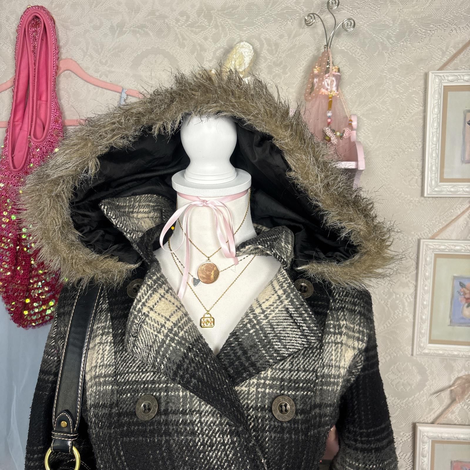 rue21 y2k fur hooded plaid jacket Size M / US 6-8 / IT 42-44 - 4 Thumbnail