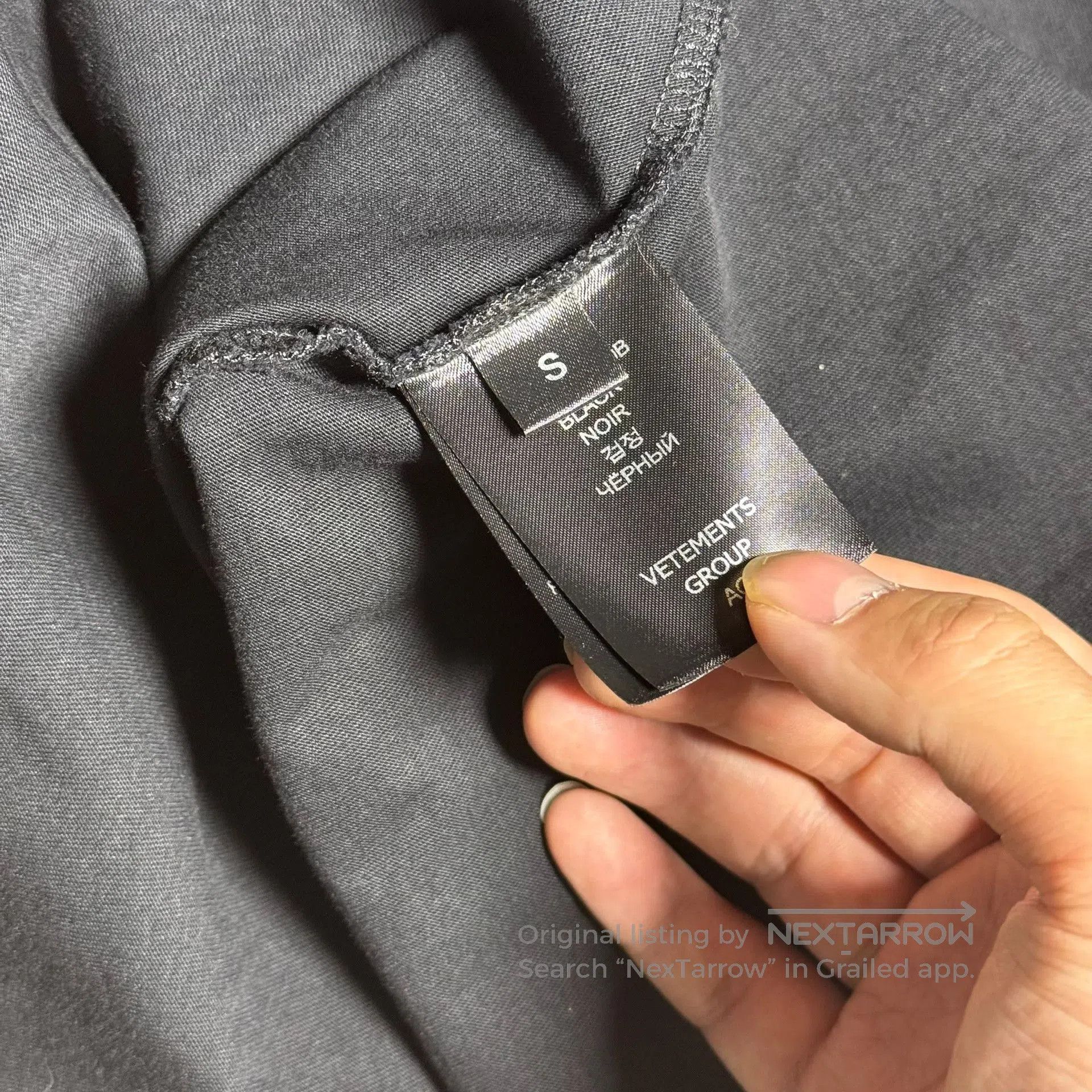 Vetements Vetements 24SS Love Handshake Black T-Shirt. Size US S / EU 44-46 / 1 - 5 Thumbnail