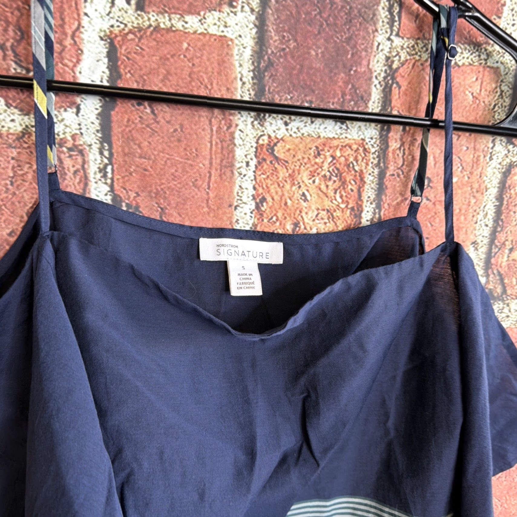 Nordstrom Nordstrom Cotton Blend Blue Sleeveless Blouse NWT Small Womens Shirt V-Neck Size S / US 4 / IT 40 - 2 Thumbnail