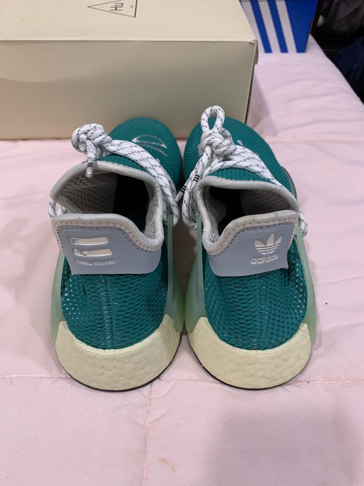 Adidas × Pharrell Adidas Human Race Size US 10.5 / EU 43-44 - 3 Thumbnail