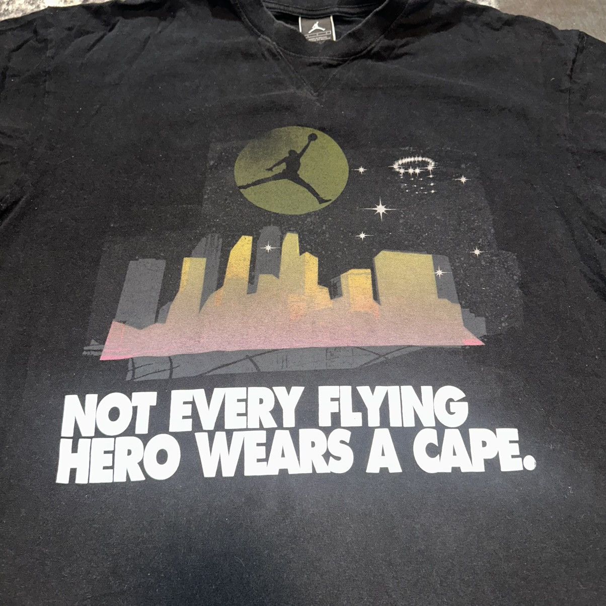 Jordan Brand × Nike × Vintage Vintage 2000s Michael Jordan x Nike Hero Shirt Size US L / EU 52-54 / 3 - 2 Thumbnail