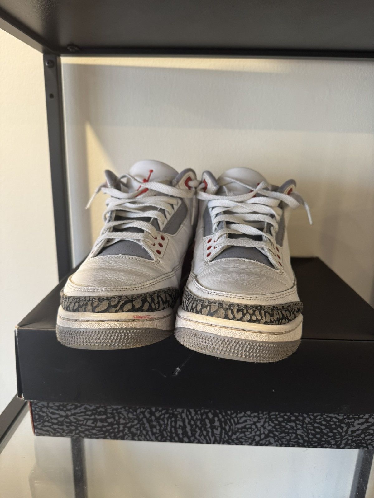 Jordan Brand Nike Air Jordan Retro 3 Fire Red Sneakers Basketball Size US 9 / EU 42 - 8 Thumbnail