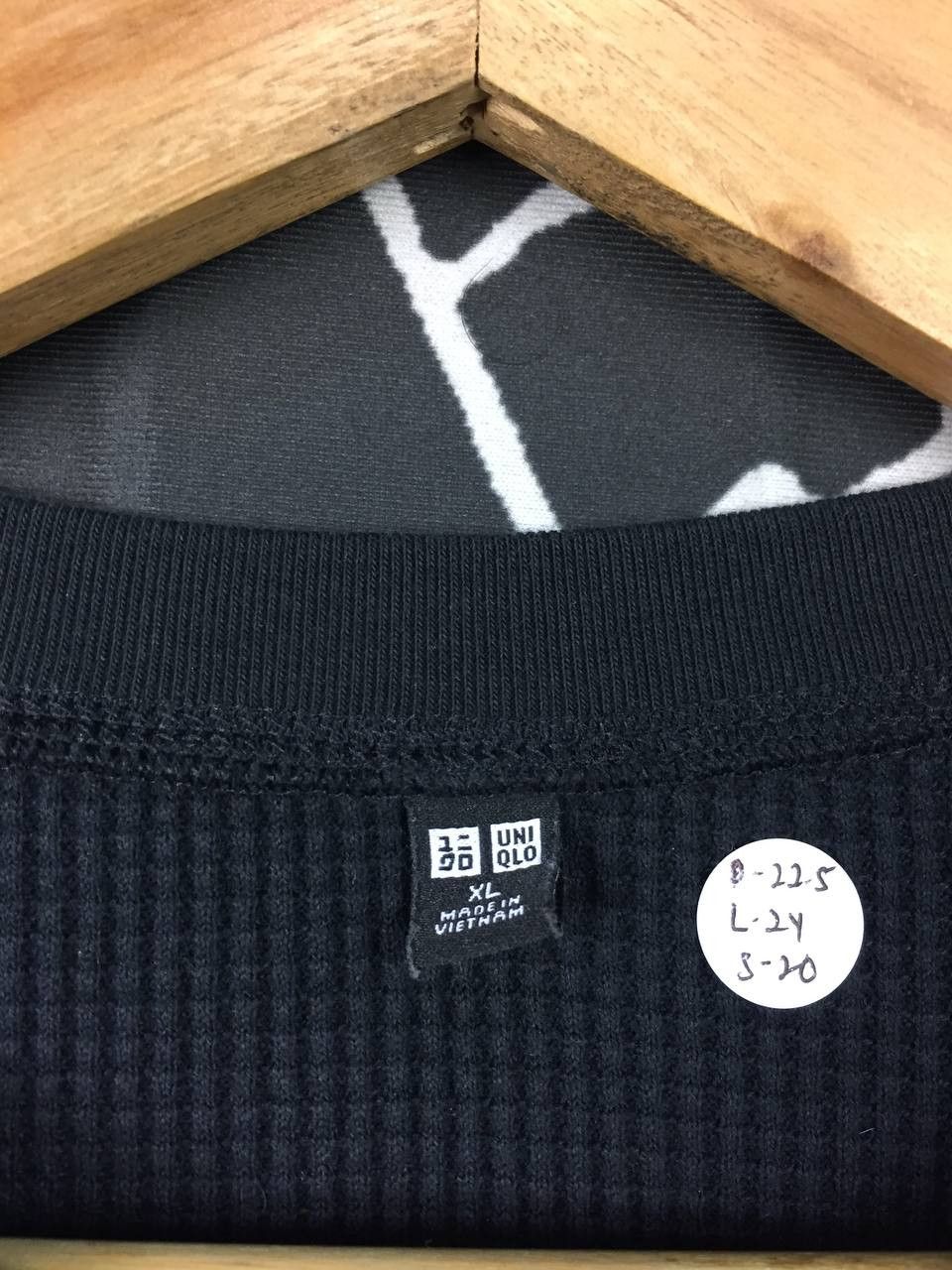Uniqlo Uniqlo Waffle knit Crew Neck Long Sleeve Tee Size XL Size US XL / EU 56 / 4 - 7 Thumbnail