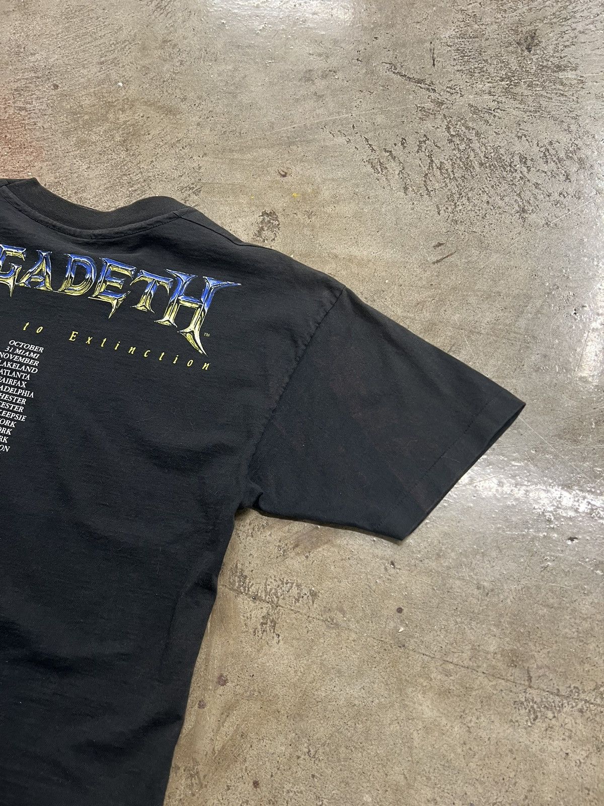 Band Tees Vintage 1992 Megadeth Countdown To Extinction Tee Size US S / EU 44-46 / 1 - 7 Thumbnail