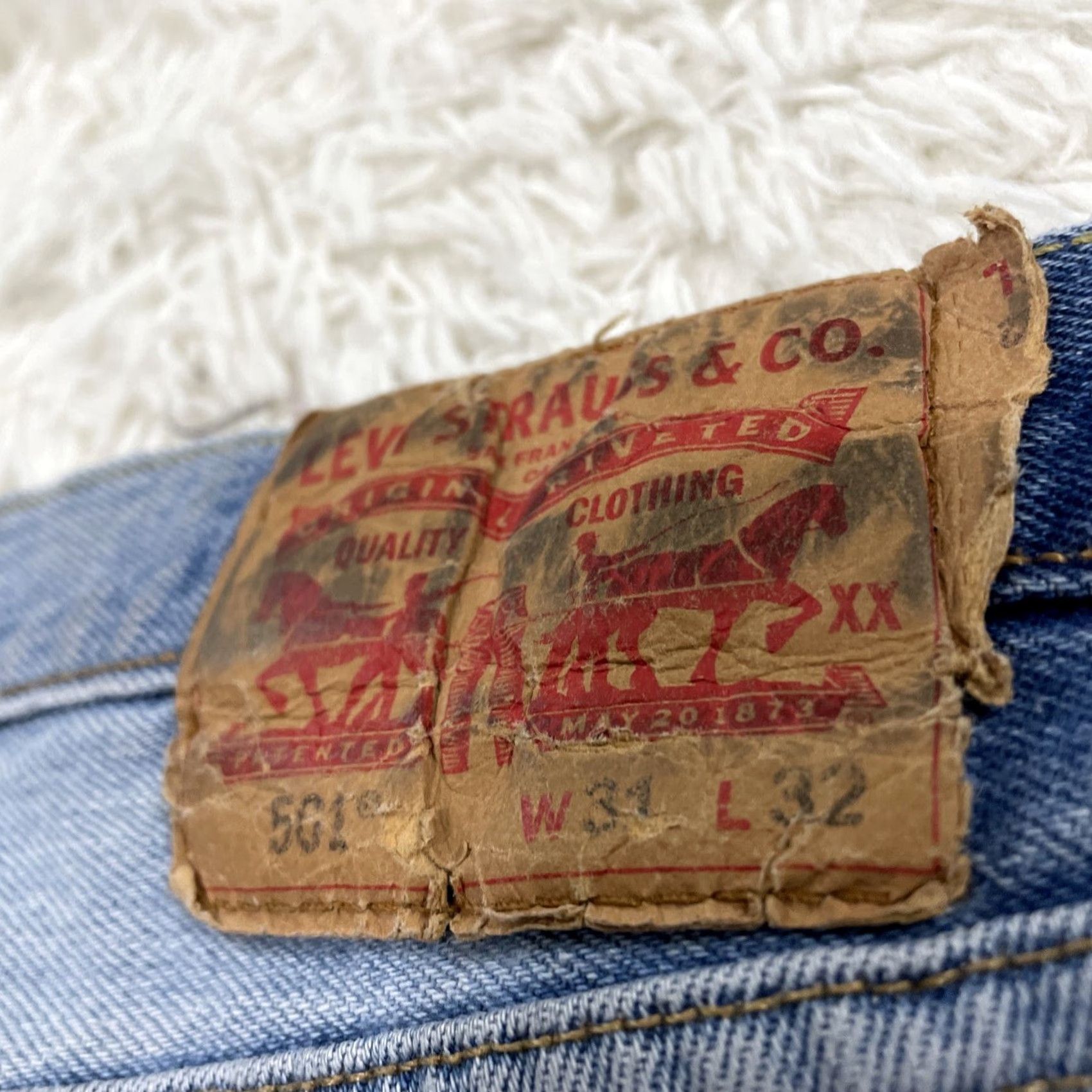 Levi's VINTAGE Levi's 501xx Jeans Men 31x32 Light Blue Rivet Fly 501 xx Y2k Grunge Premium Denim Jeans Mens Regular 31 Blue 501 Series Size US 31 - 5 Thumbnail