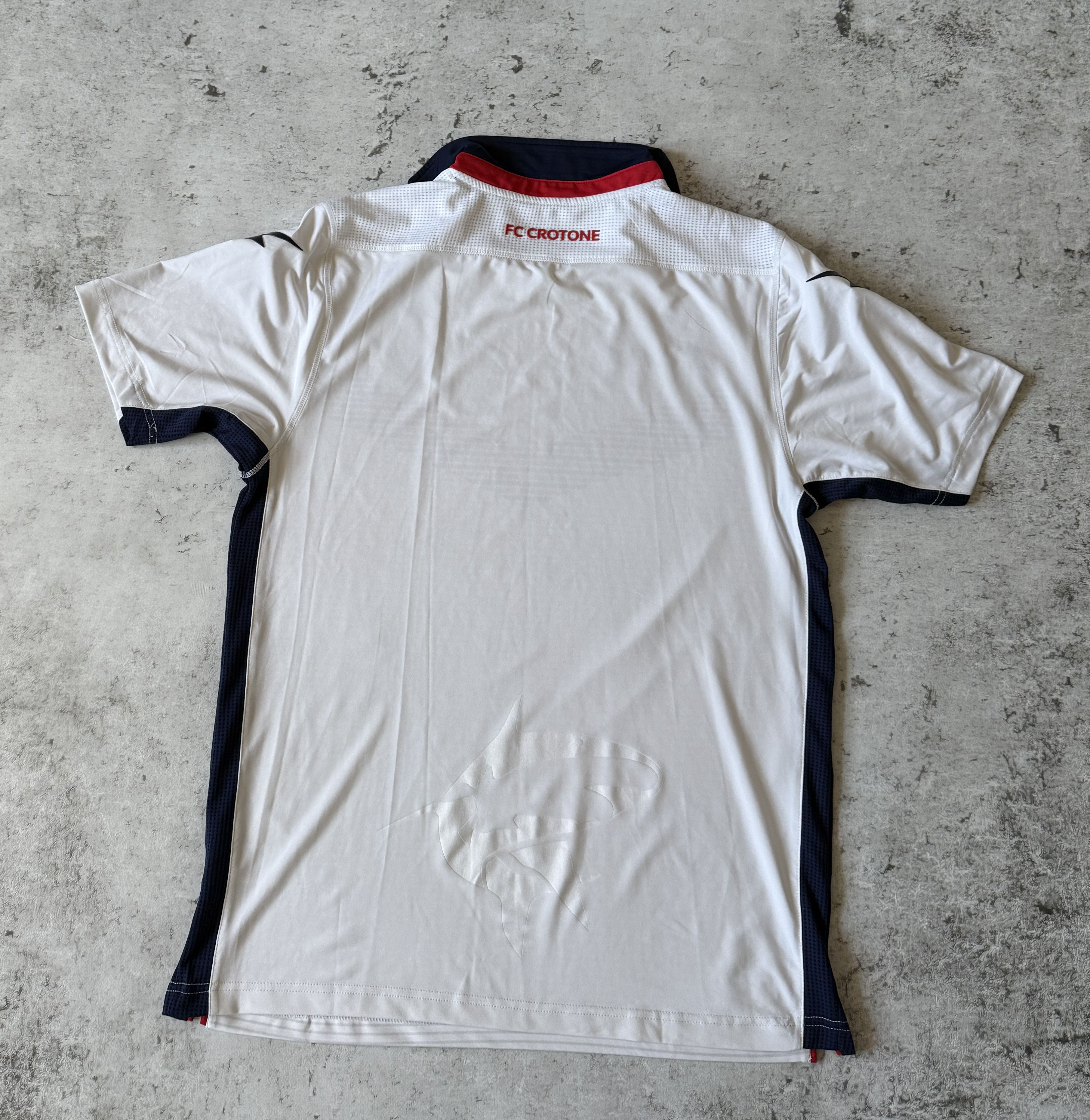 Other FC CROTONE 2018-19 AWAY SHIRT JERSEY ITALY SOCCER SIZE L Size US L / EU 52-54 / 3 - 7 Thumbnail