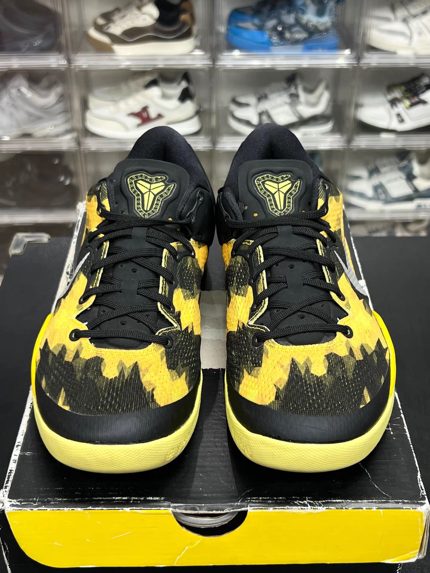 Nike Nike ZK8 Basketball Shoes K15 Size US 9.5 / EU 42-43 - 2 Thumbnail