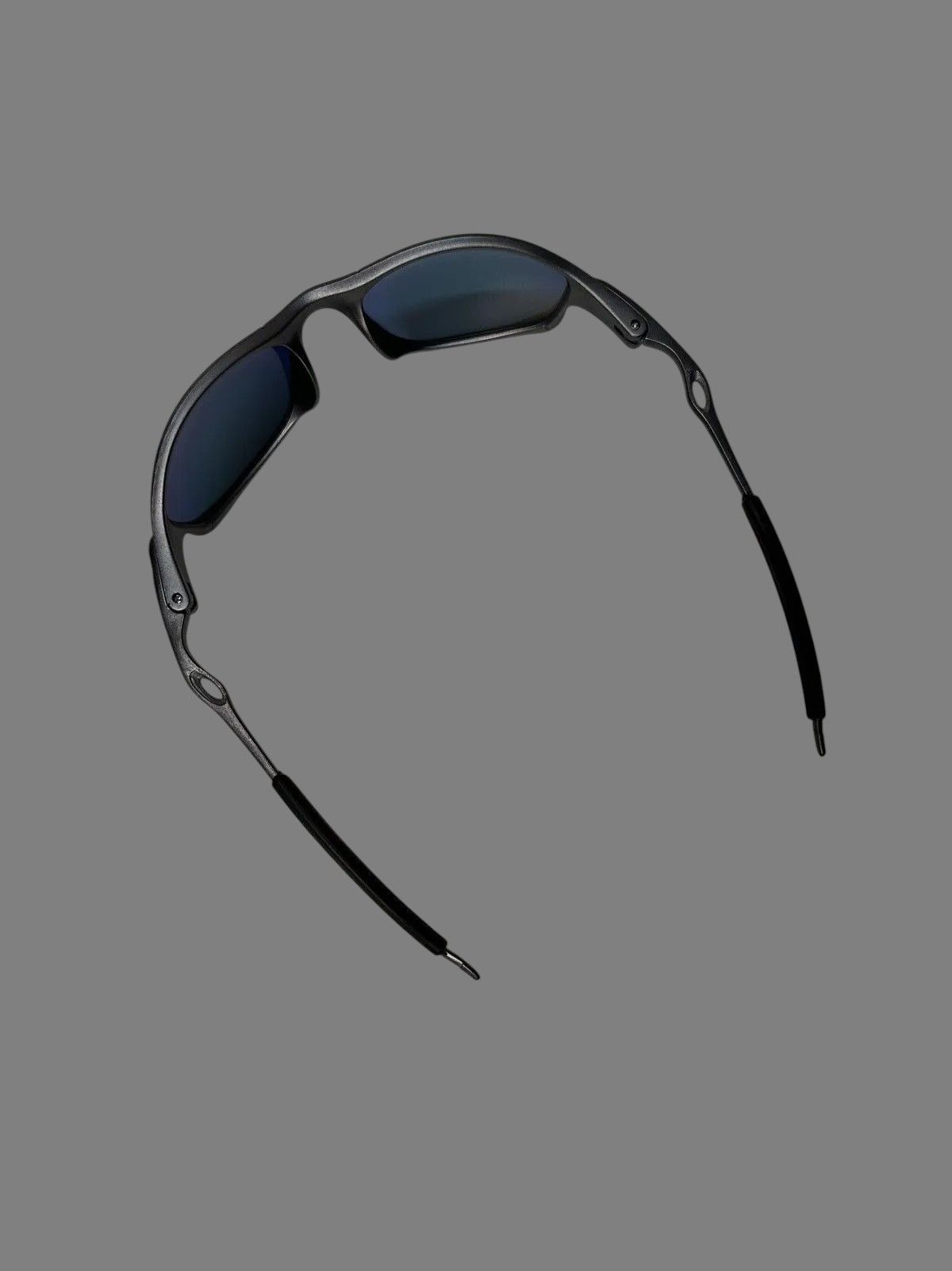 Outdoor Research Gray minimalist accessories vintage streetwear Oakley Size ONE SIZE - 8 Thumbnail