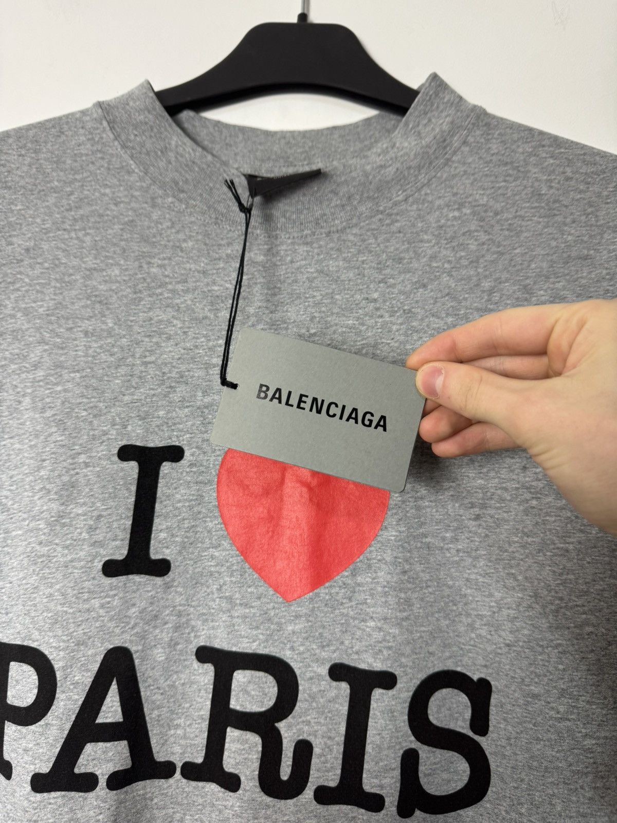 Balenciaga BNWT Balenciaga “I Love Paris” Oversized Tee Luxury Designer Size US M / EU 48-50 / 2 - 4 Thumbnail