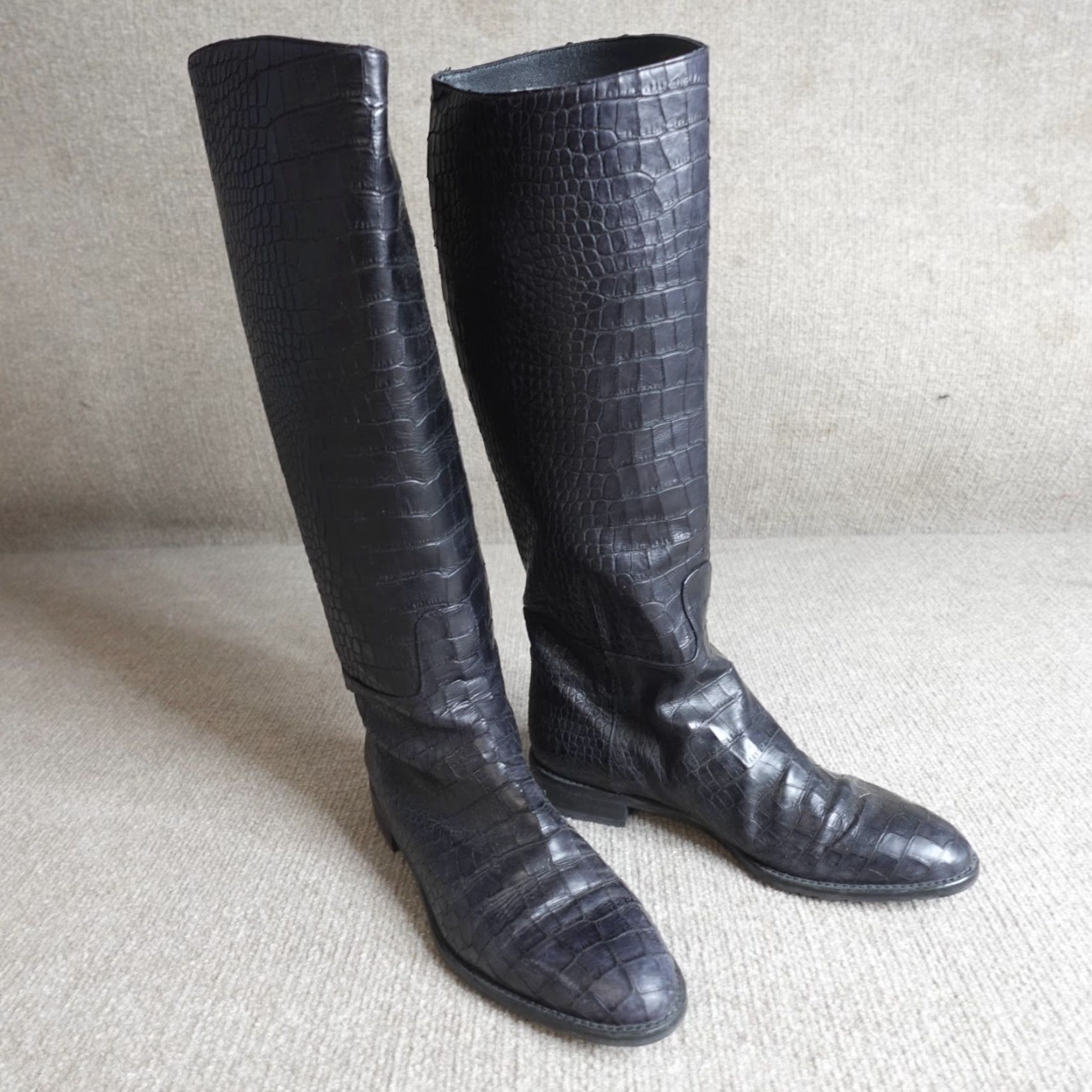 Stuart Weitzman Stuart Weitzman Boots 7.5 Black Crocodile Embossed Equestrian Women Boots Size US 8 / IT 38 - 3 Thumbnail