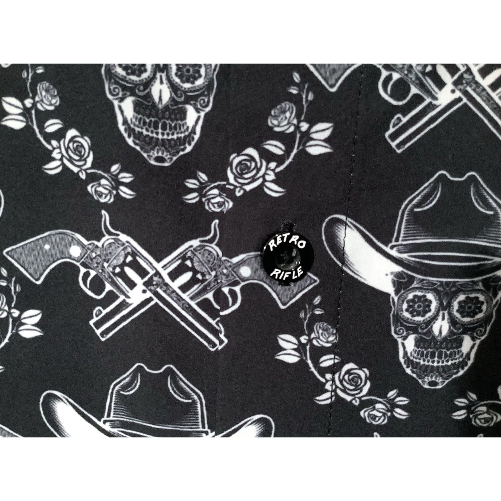 Etro VINTAGE Retro Rifle Vaquero v2 Shirt Black Mens XL Revolver & Skulls Party Hawaiian Size US XL / EU 56 / 4 - 5 Thumbnail