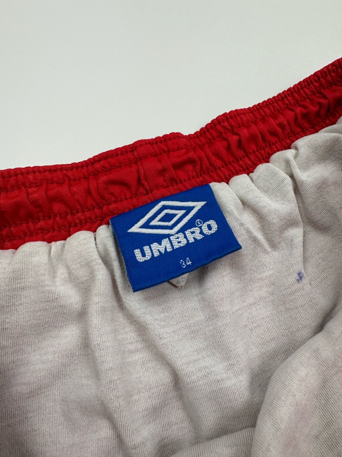 Umbro 1990’s Vintage Faded Umbro Multi-logo Shorts Size US 34 / EU 50 - 7 Thumbnail