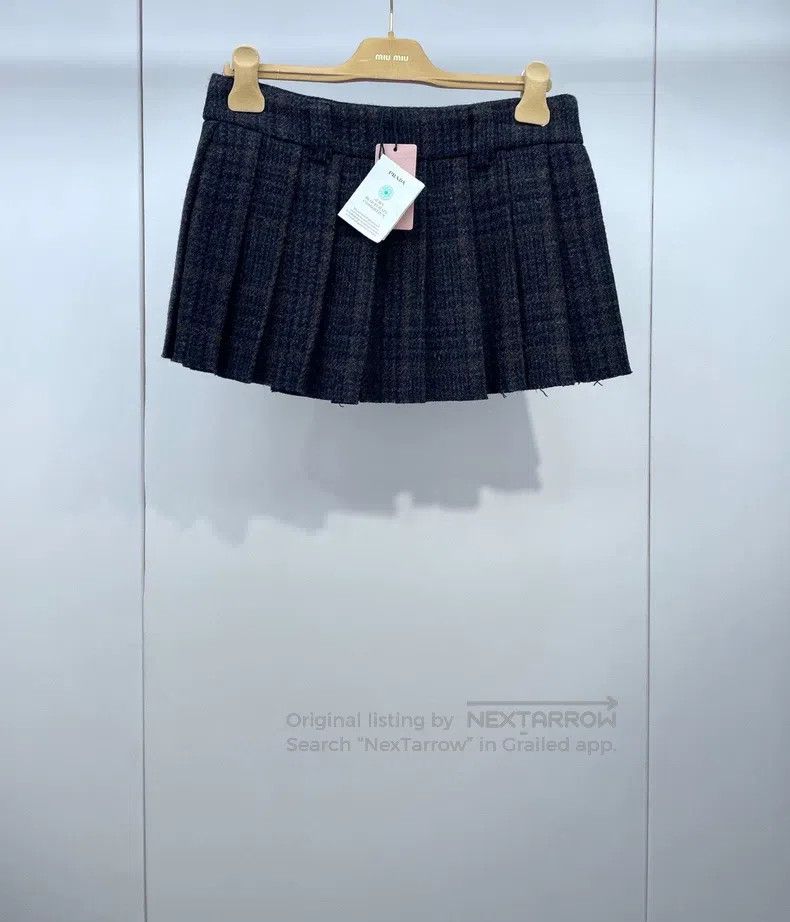 Miu Miu Miu Miu 38 Checked pleated miniskirt Size 37" - 1 Thumbnail