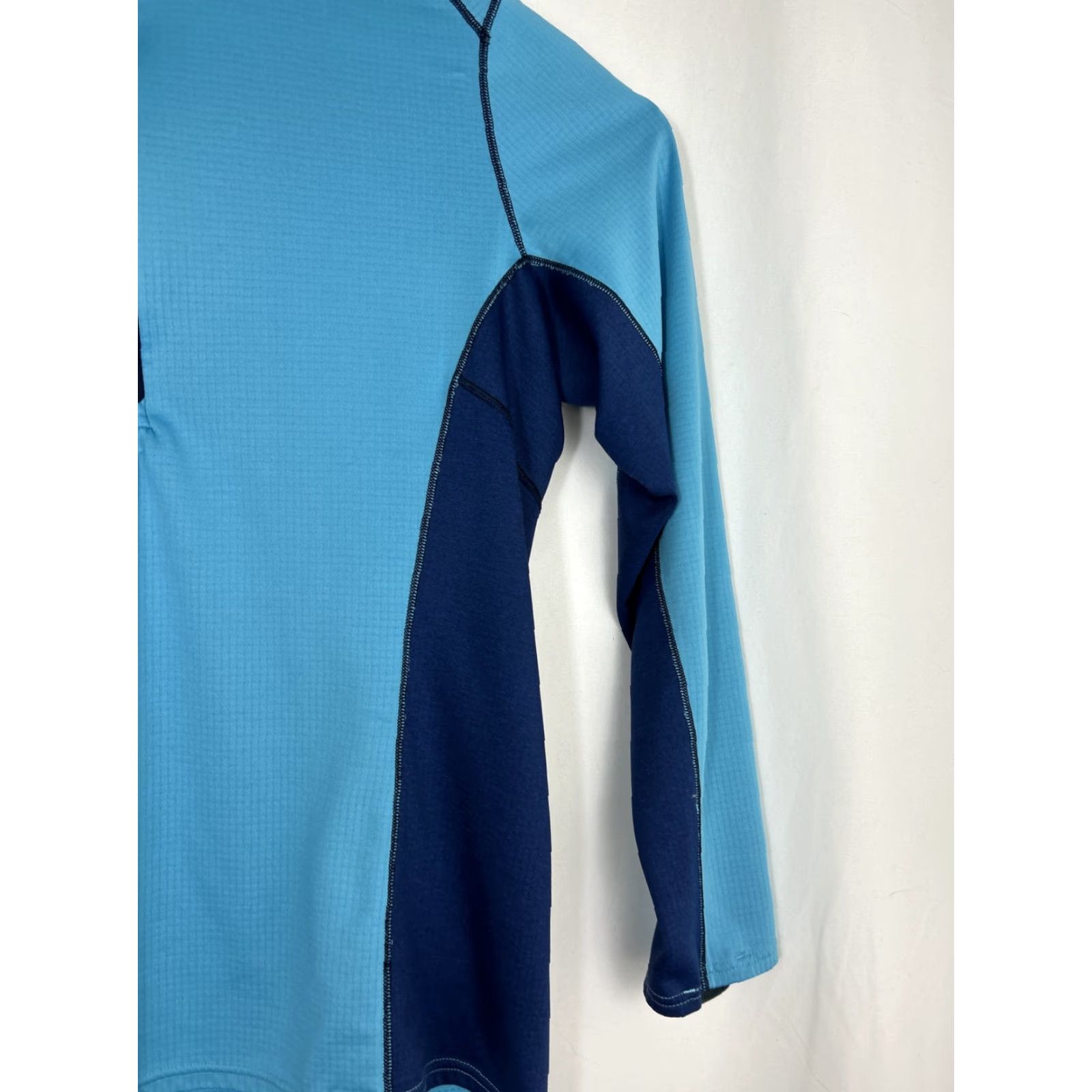 Patagonia Patagonia Capilene Baselayer Midweight Polartec 1/2 Zip Top Womens L blue Mock Size L / US 10 / IT 46 - 3 Thumbnail