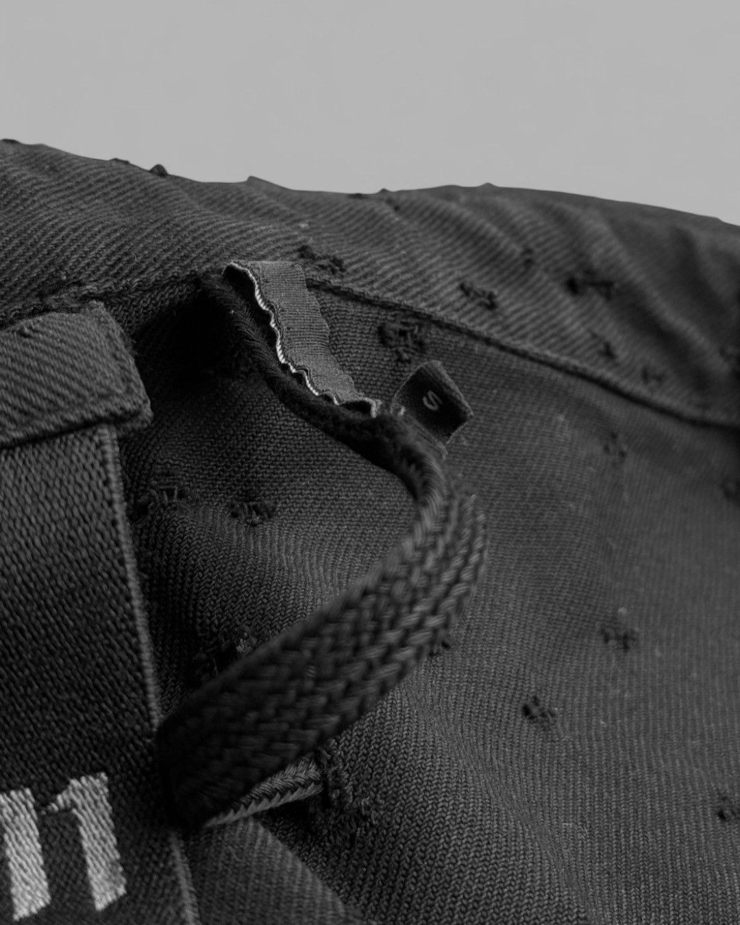 Boris Bidjan Saberi Boris Bidjan Saberi Waxed Distressed Jacket Size US S / EU 44-46 / 1 - 8 Thumbnail
