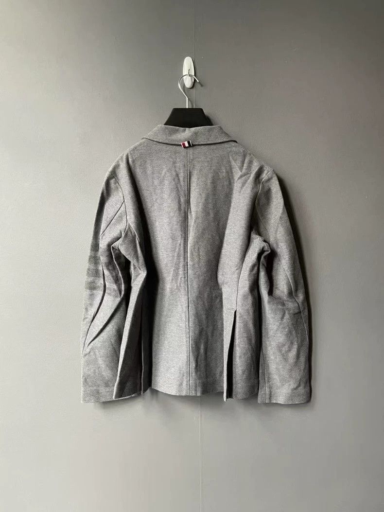 Thom Browne Thom Browne size1 Gray suit with a white collar Size 38L - 2 Thumbnail