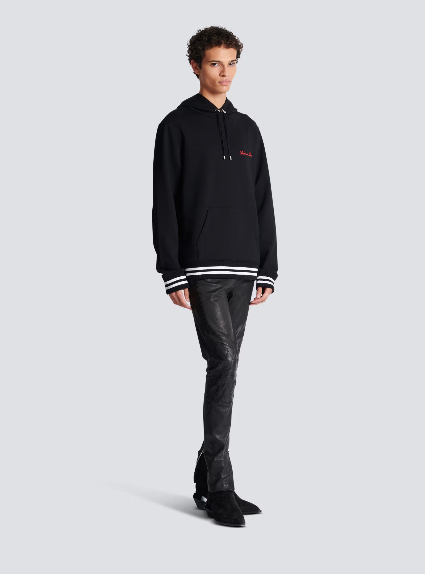 o1s1wg110125 Signature Hoodie in Black