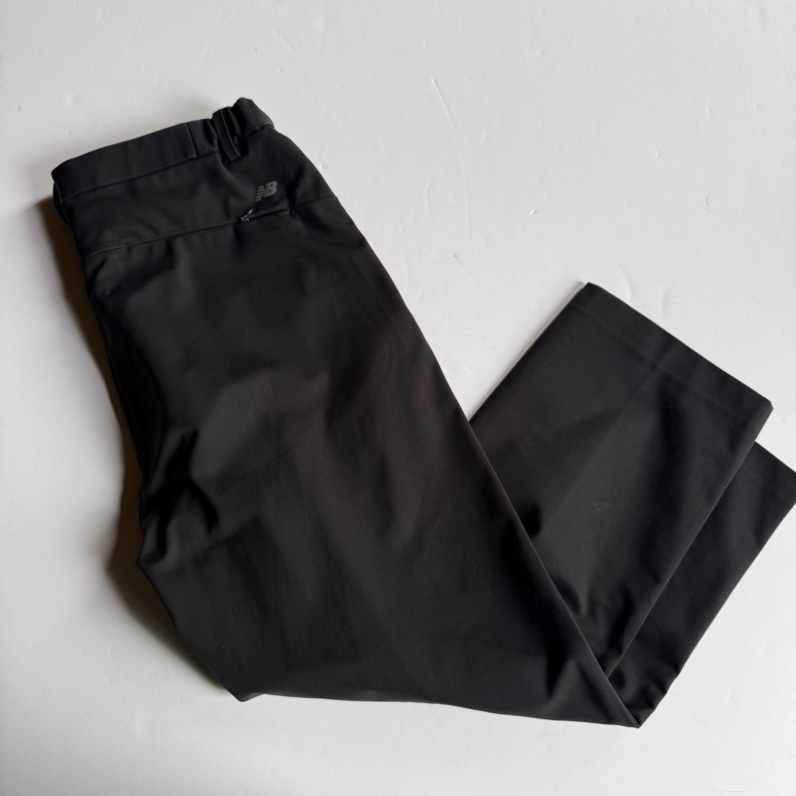 New Balance NEW BALANCE Black Wide Tapered Cropped Pants Size US 34 / EU 50 - 2 Thumbnail