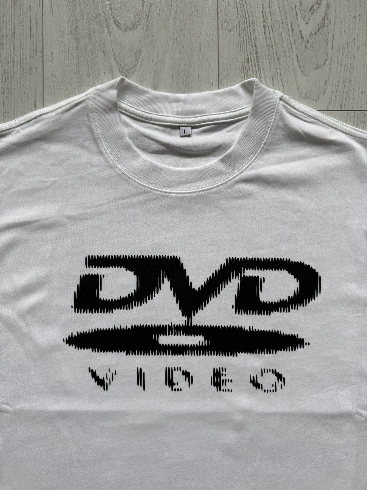 Other DVD Video Logo Boxy Retro Custom White Black Print T-Shirt L Size US L / EU 52-54 / 3 - 2 Thumbnail