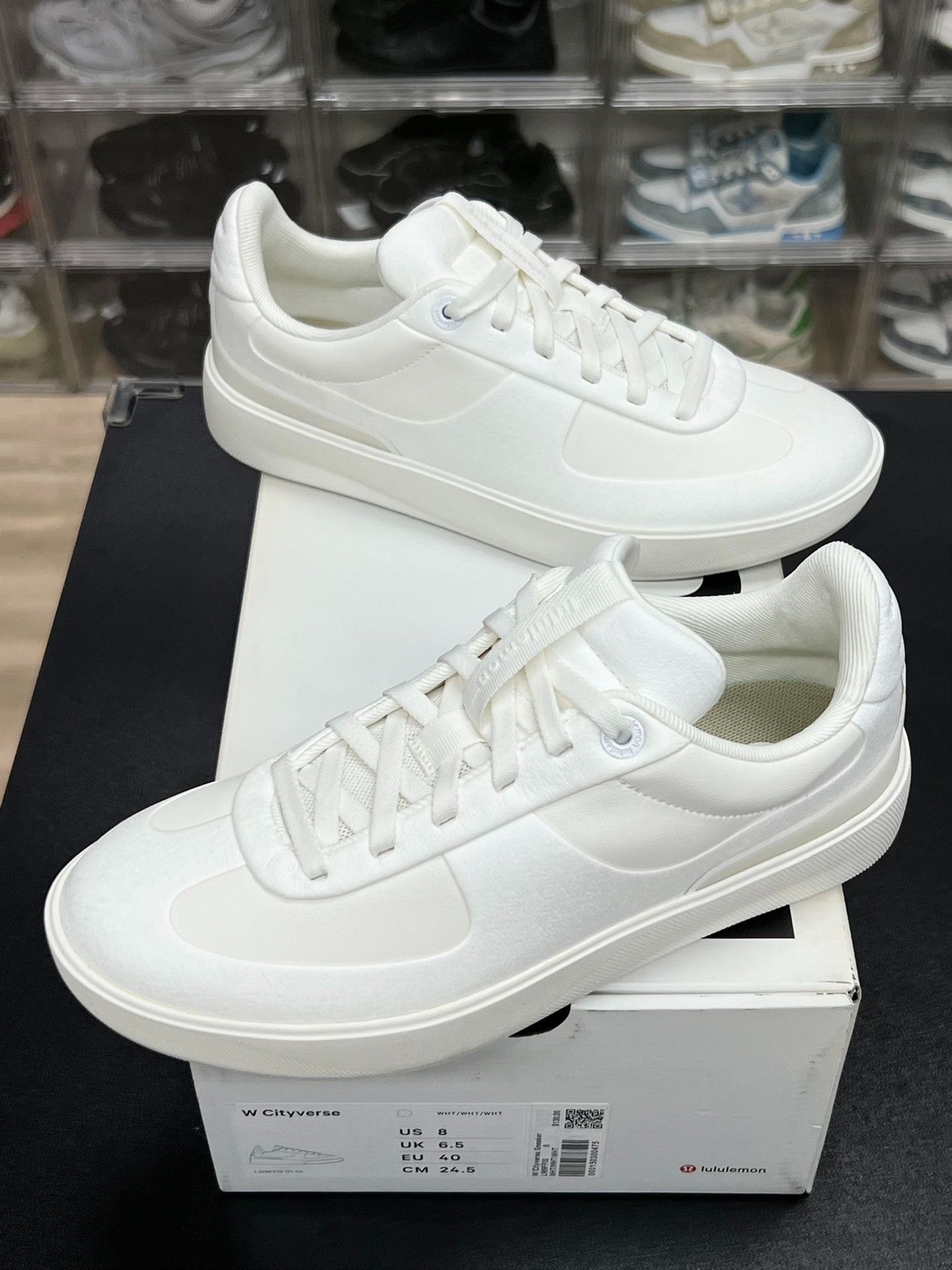 Lululemon Lululemon White Lowtop Sneakers 7 Men Size US 7 / EU 40 - 1 Thumbnail