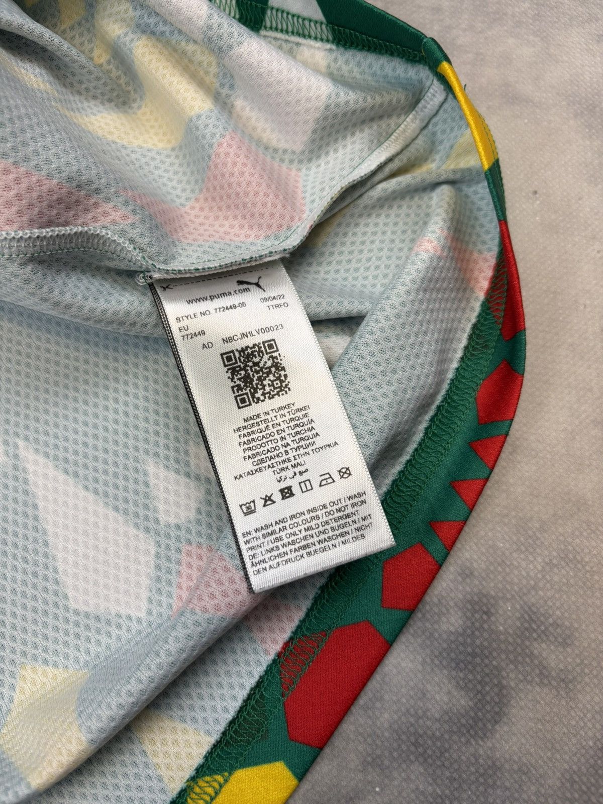 Puma Puma Senegal 2022 Soccer Jersey Africa y2k blokecore drill Size US L / EU 52-54 / 3 - 6 Thumbnail