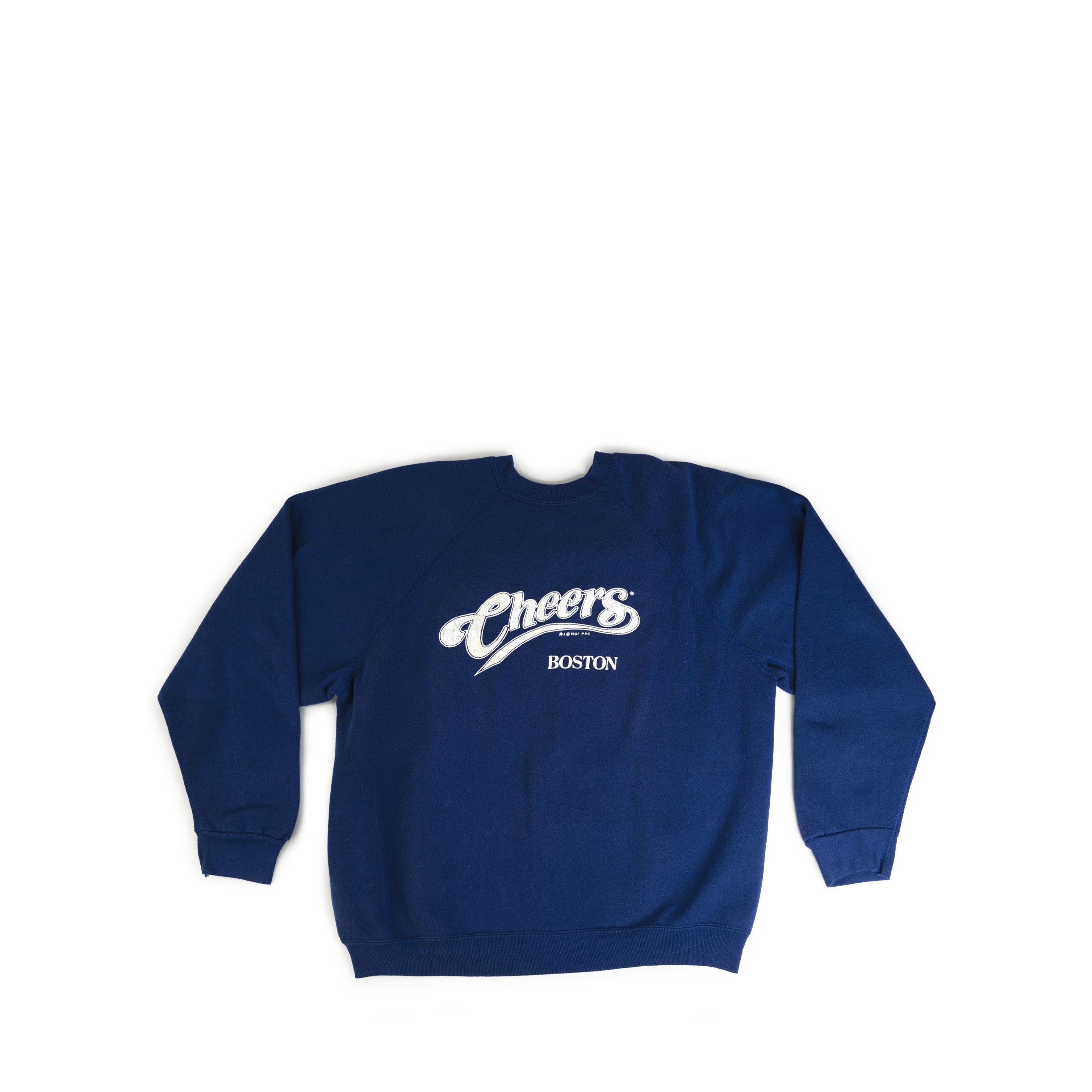 Russell Athletic × Vintage Vintage 1987 Cheers Pub Boston Massachusetts Crewneck Size US XL / EU 56 / 4 - 1 Thumbnail