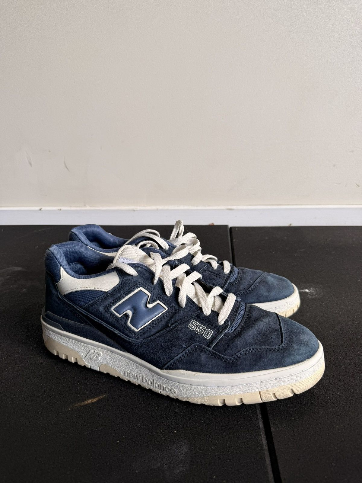 New Balance Men’s New Balance 550 Shoes Size US 11 / EU 44 - 3 Thumbnail