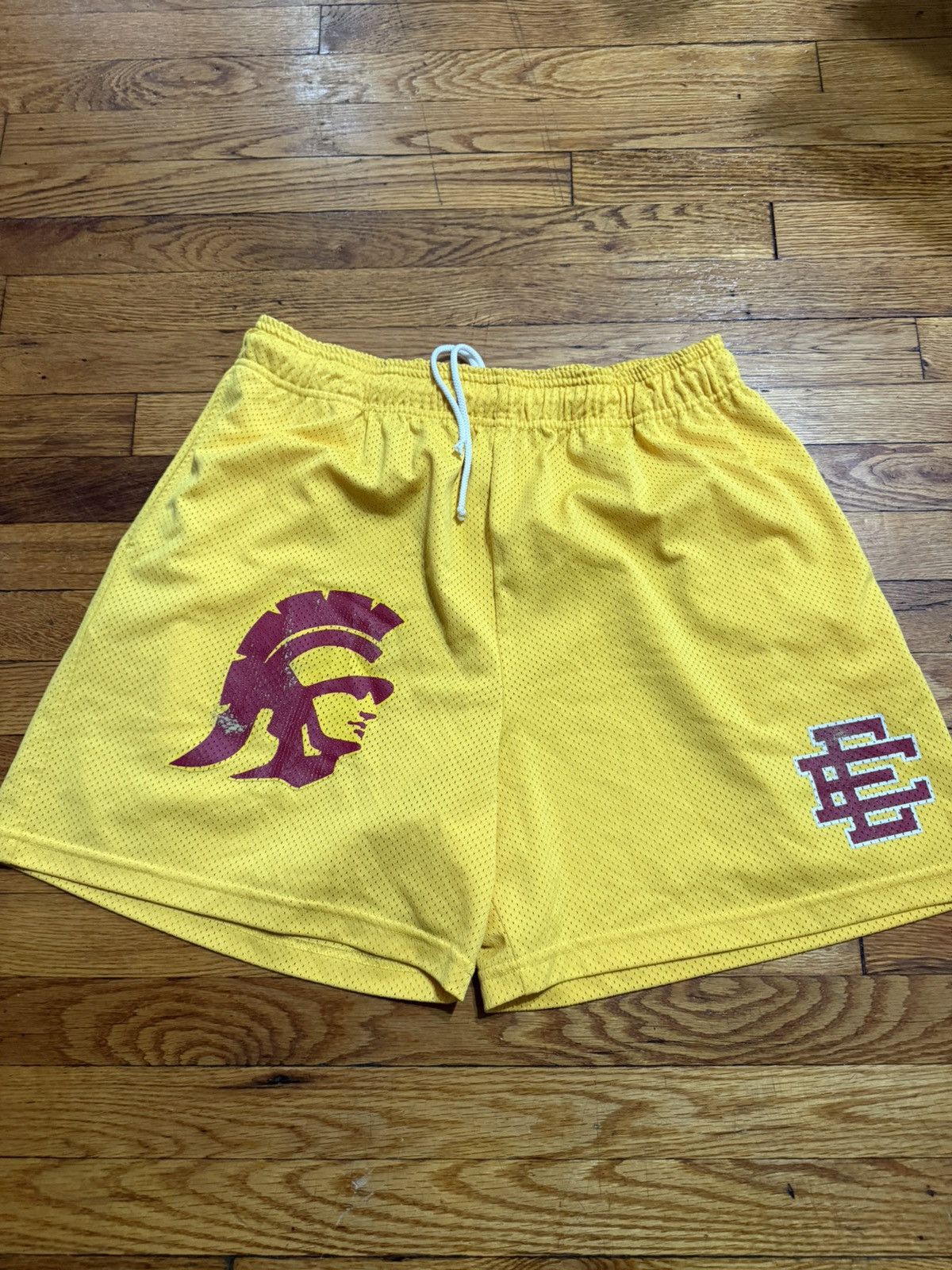 Eric Emanuel Eric Emanuel USC shorts Size XXL Size US 38 / EU 54 - 1 Thumbnail
