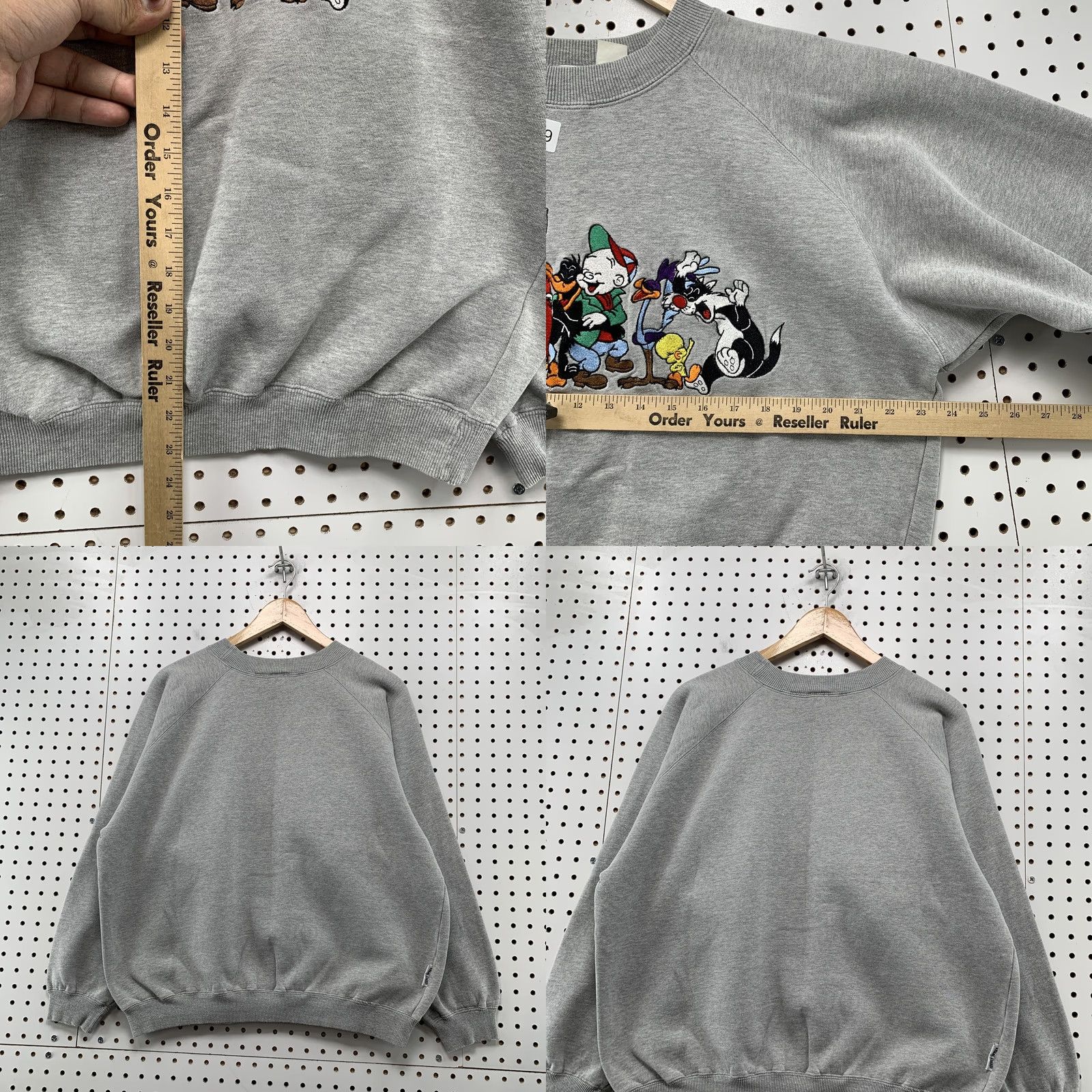 Vintage ACME Loone Toons Sweatshirt Mens Large Embroidered Bugs Sylvester Pullover Gray Cotton Fleece Crew Neck Graphic Print Vintage Size US L / EU 52-54 / 3 - 8 Thumbnail
