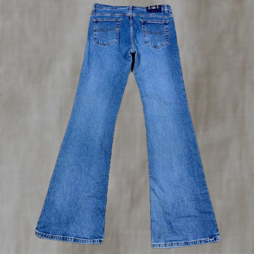 Vintage VINTAGE LEI Jeans Women Juniors 9 Flared Mid Rise Medium Wash Denim 5-Pocket Hipster Graffiti 80s 90s Modern Retro Size 30" / US 8 / IT 44 - 1 Thumbnail